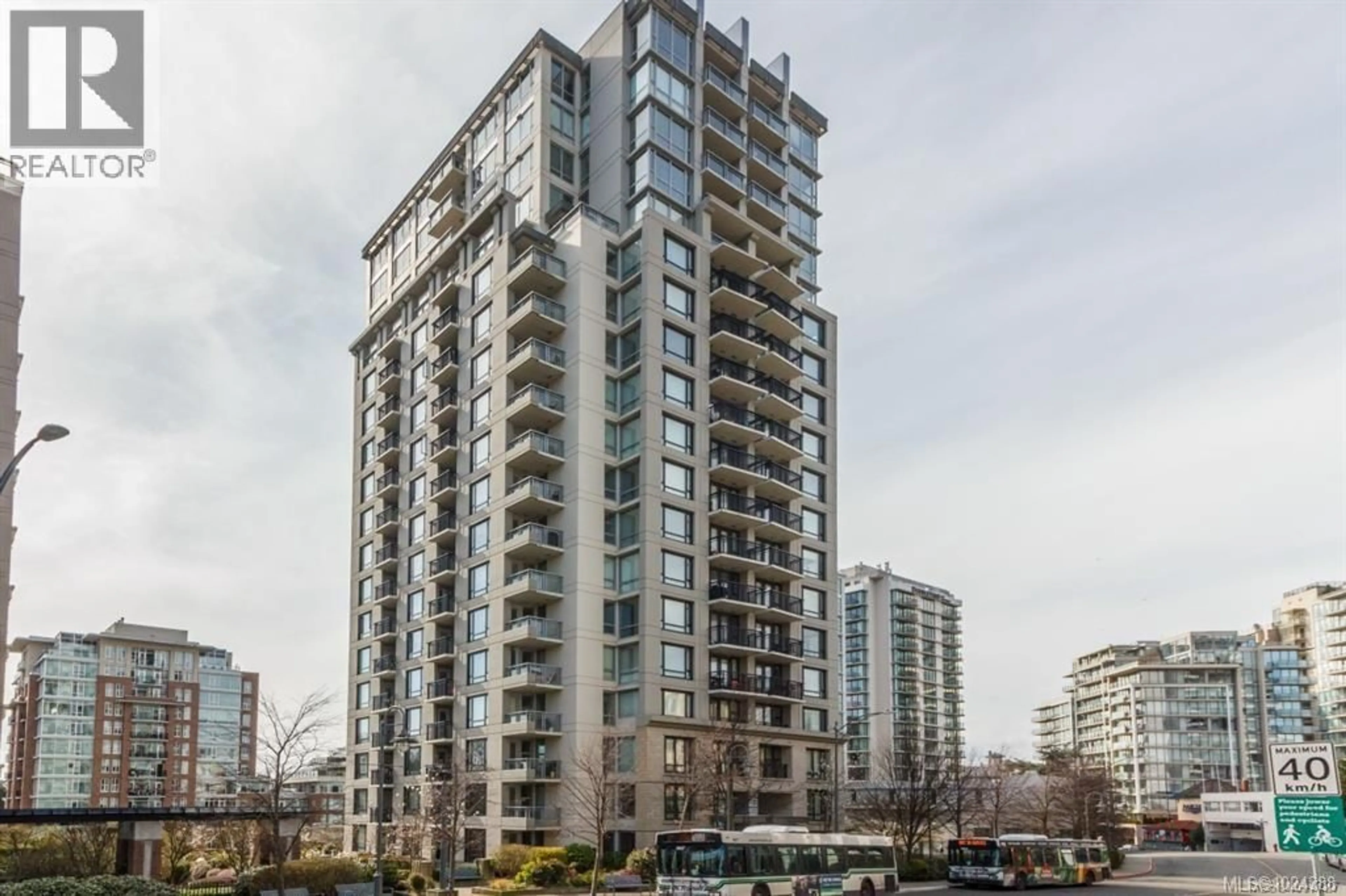 Unknown for 110 - 751 FAIRFIELD ROAD, Victoria British Columbia V8W3Z5