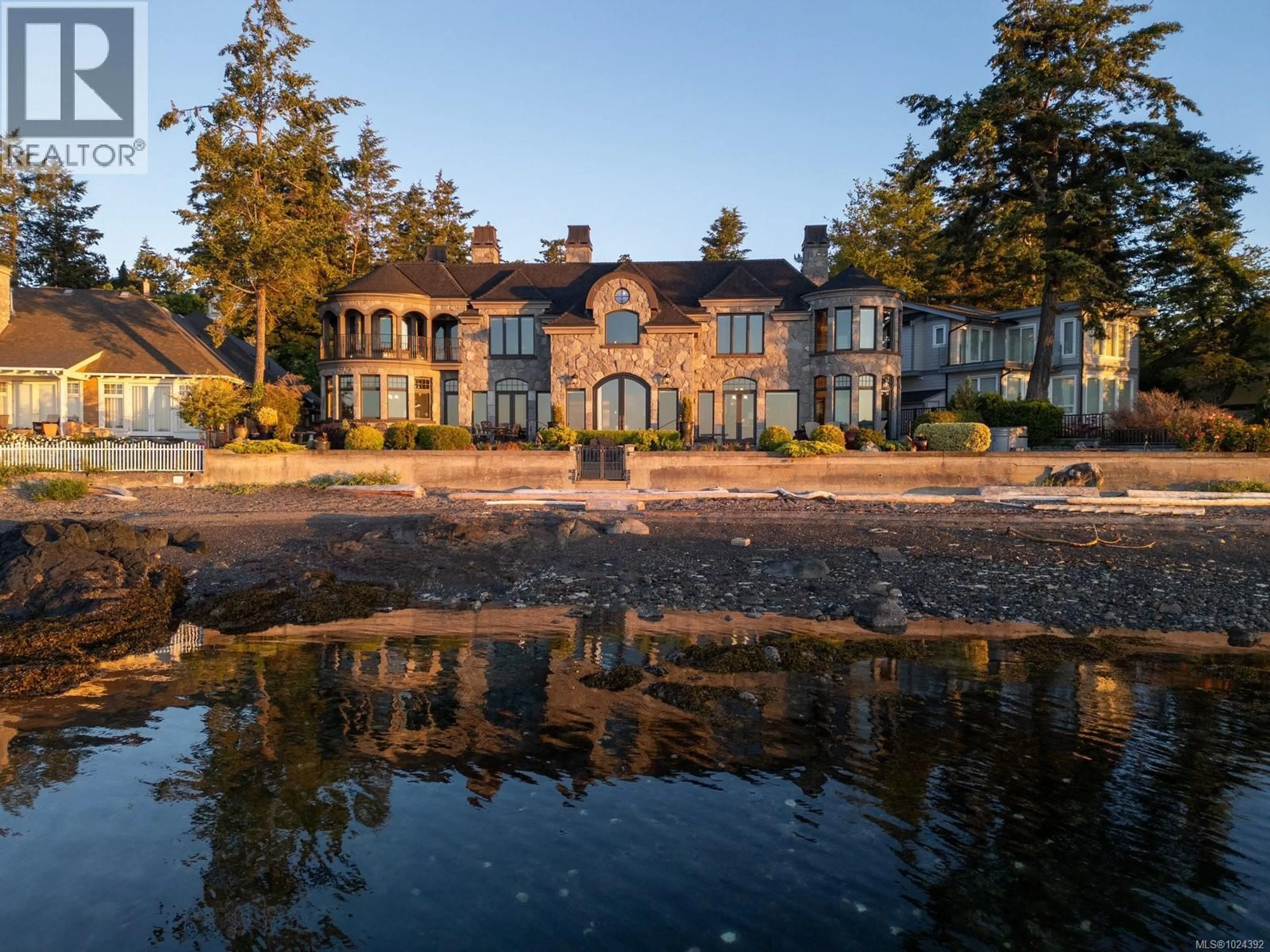 A pic from outside/outdoor area/front of a property/back of a property/a pic from drone, water/lake/river/ocean view for 10493 ALLBAY ROAD, Sidney British Columbia V8L2P2