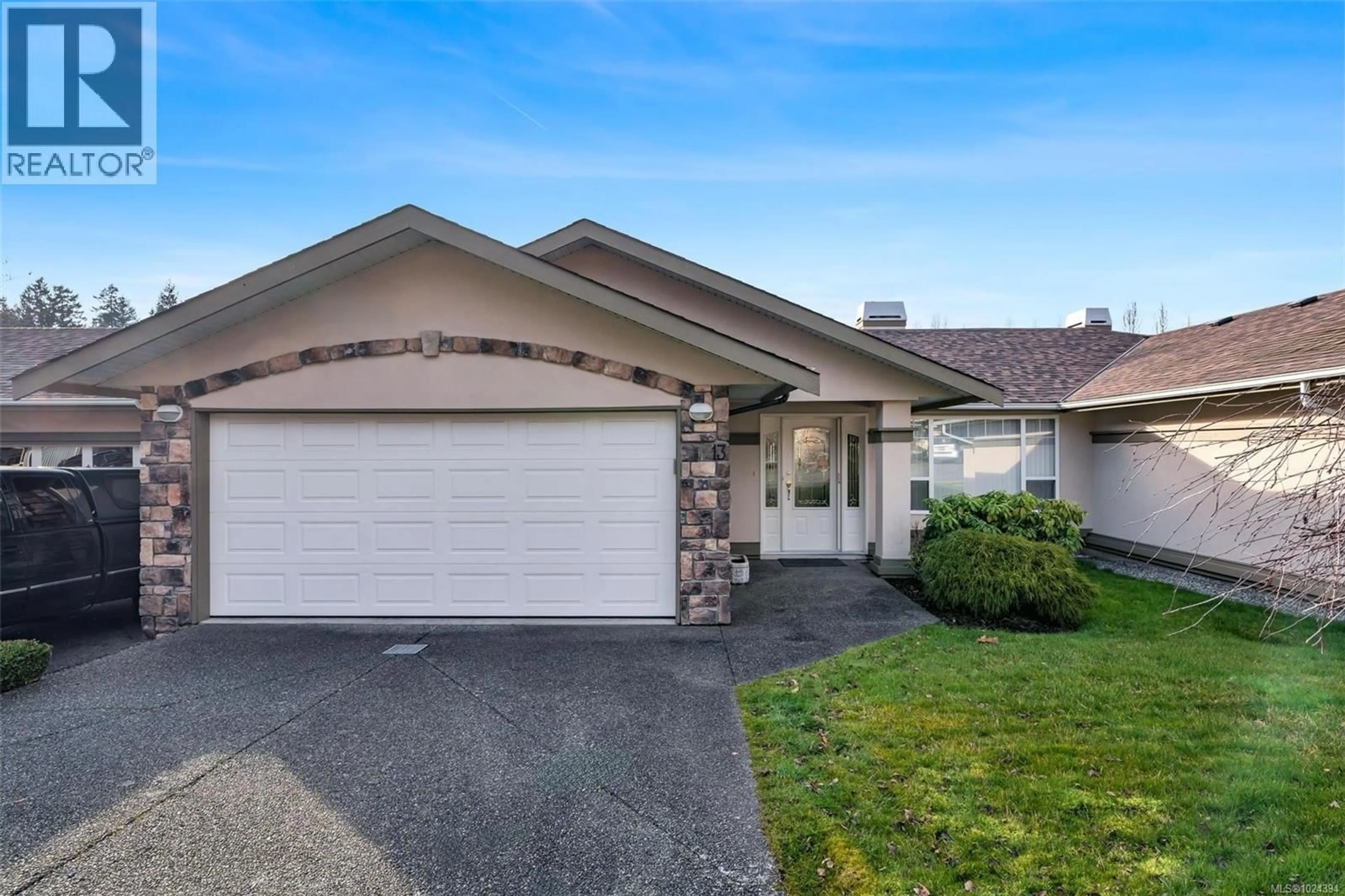 Home with vinyl exterior material, street for 13 - 920 BRULETTE PLACE, Mill Bay British Columbia V8H1J1