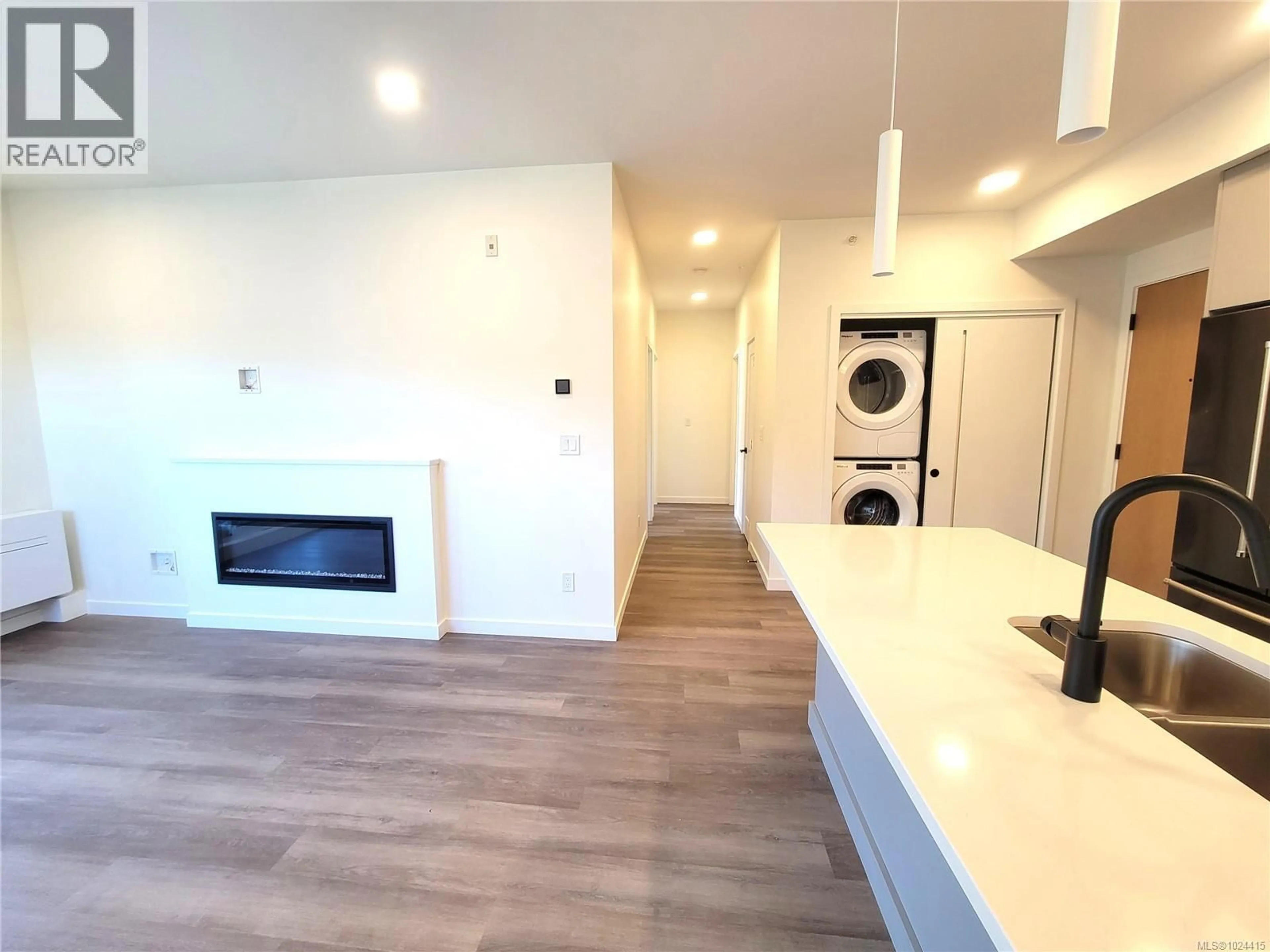 Open concept kitchen, unknown for B503 - 1102 ESQUIMALT ROAD, Esquimalt British Columbia V9A6A1