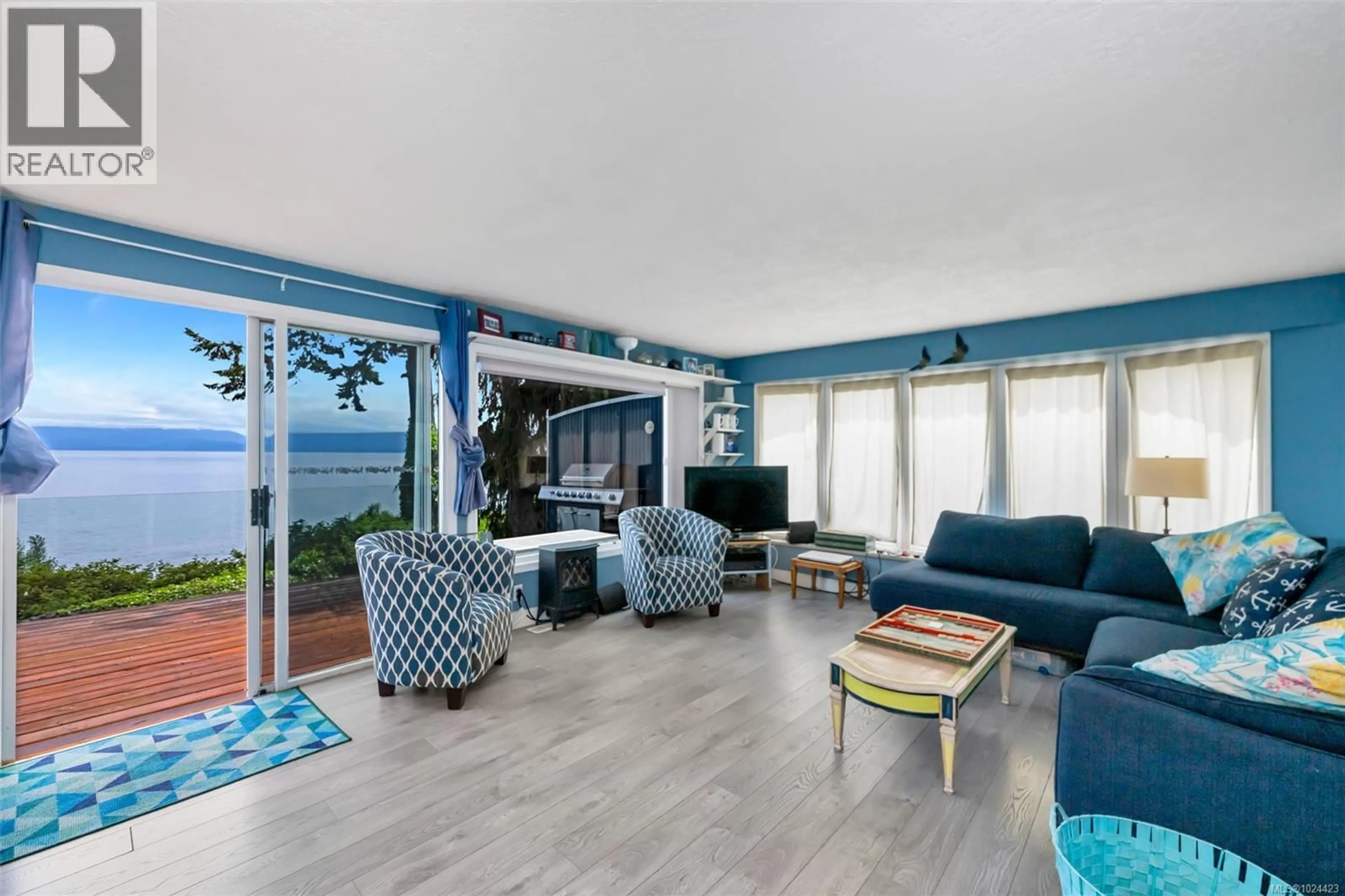 Living room with furniture, unknown for 3 - 8177 WEST COAST ROAD, Sooke British Columbia V9Z1E2