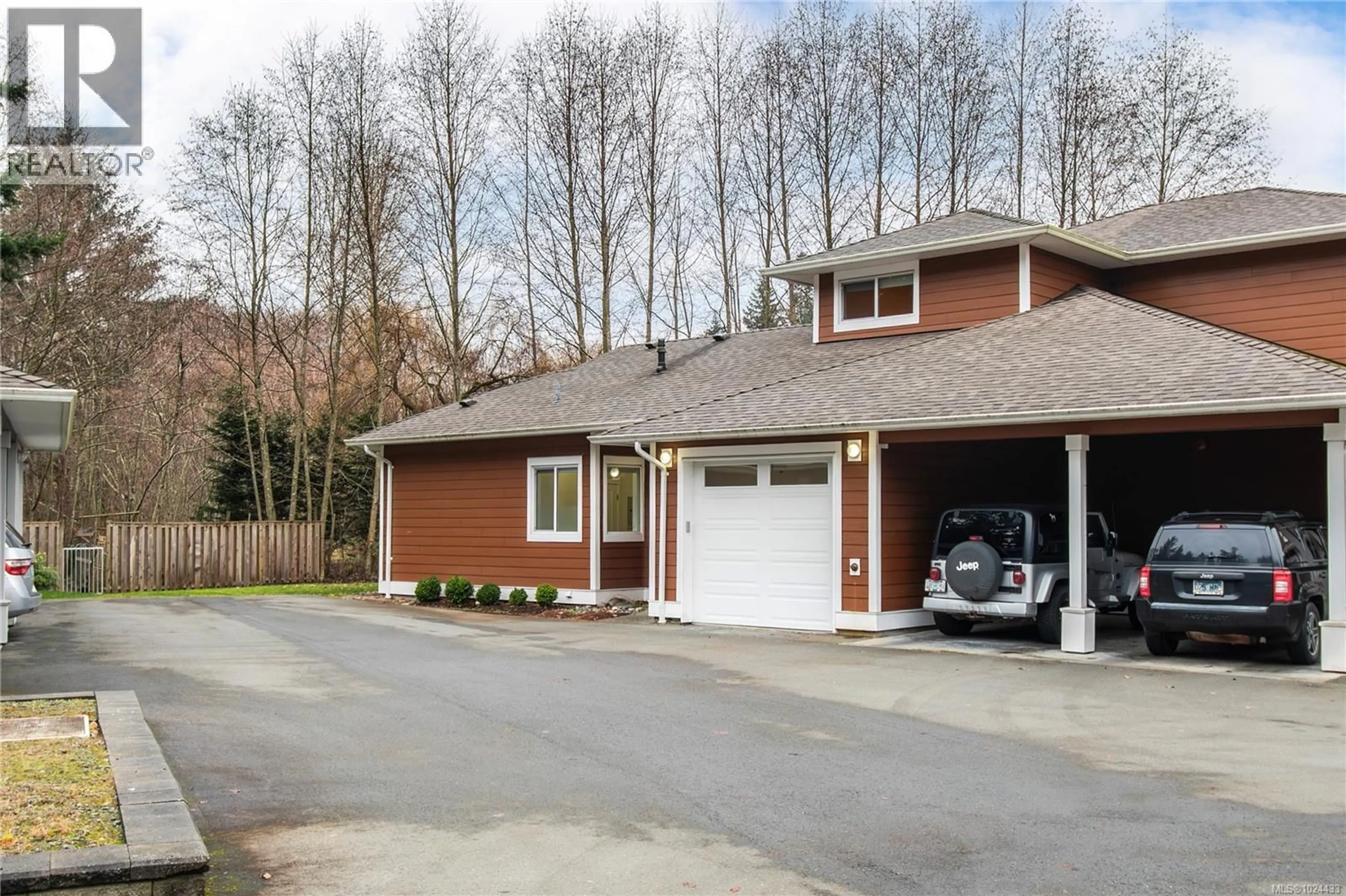 Indoor garage for 5 - 2699 SODERHOLM ROAD, Campbell River British Columbia V9W1M2