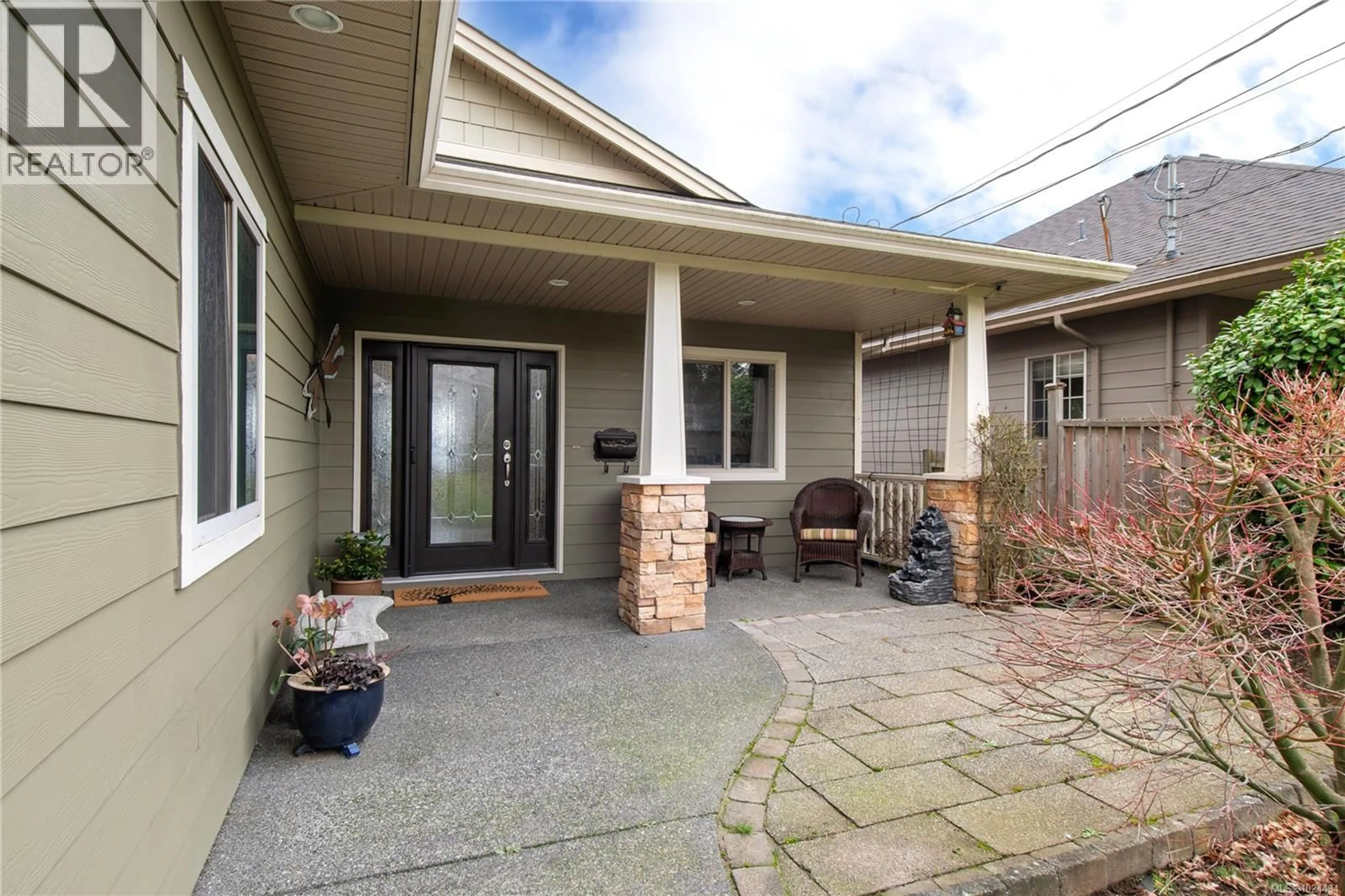 Unknown for 636 ISLAND HIGHWAY, Campbell River British Columbia V9W2C3