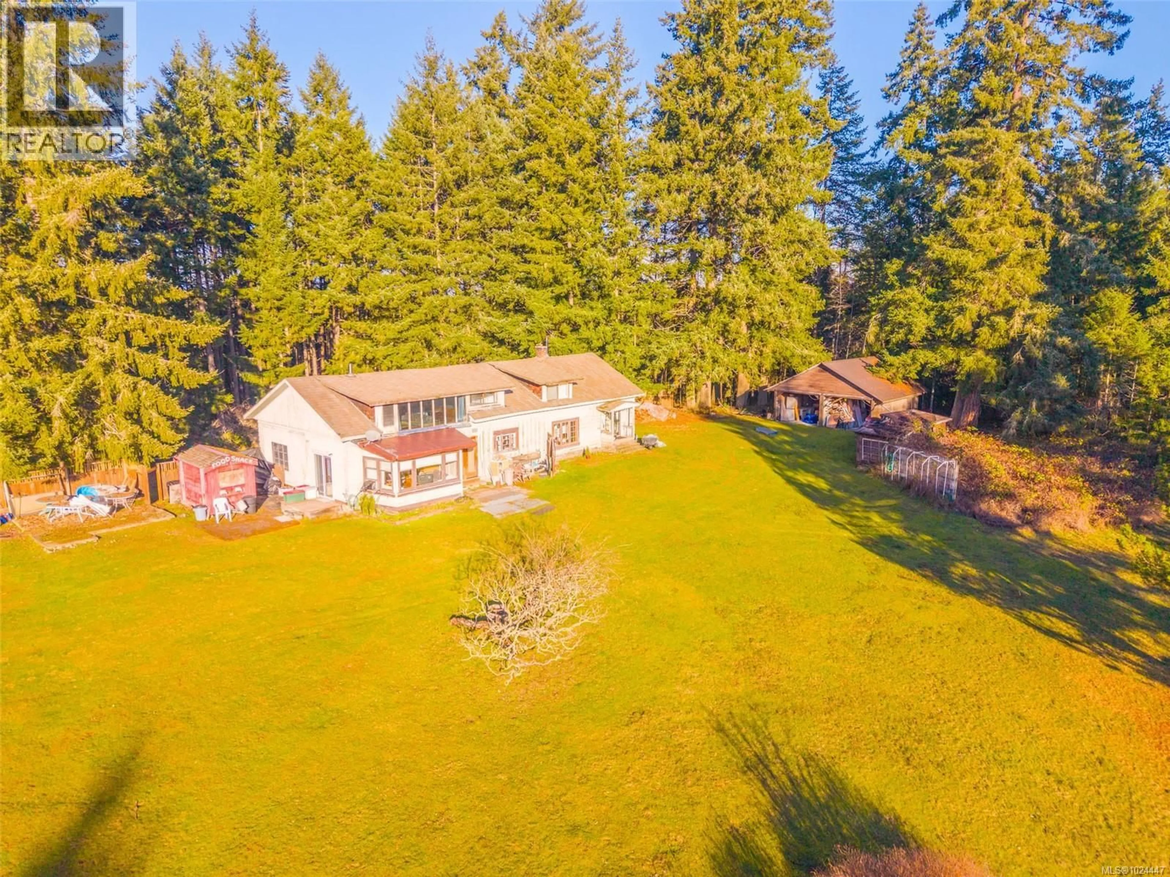 A pic from outside/outdoor area/front of a property/back of a property/a pic from drone, unknown for 1980 GRAFTON AVENUE, Errington British Columbia V0R1V0
