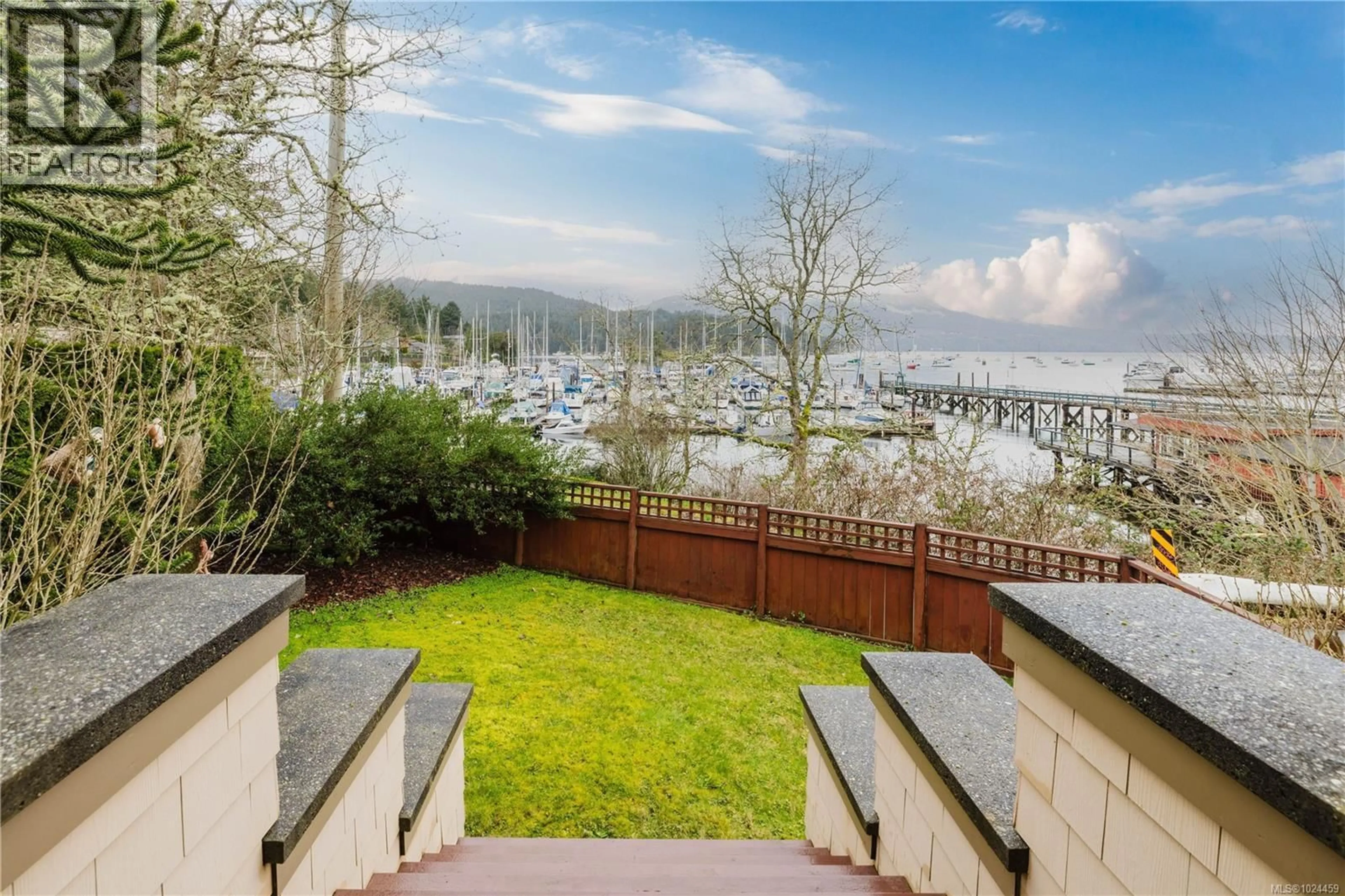 Patio, water/lake/river/ocean view for 6985 ANGLERS LANE, Central Saanich British Columbia V8M1B5