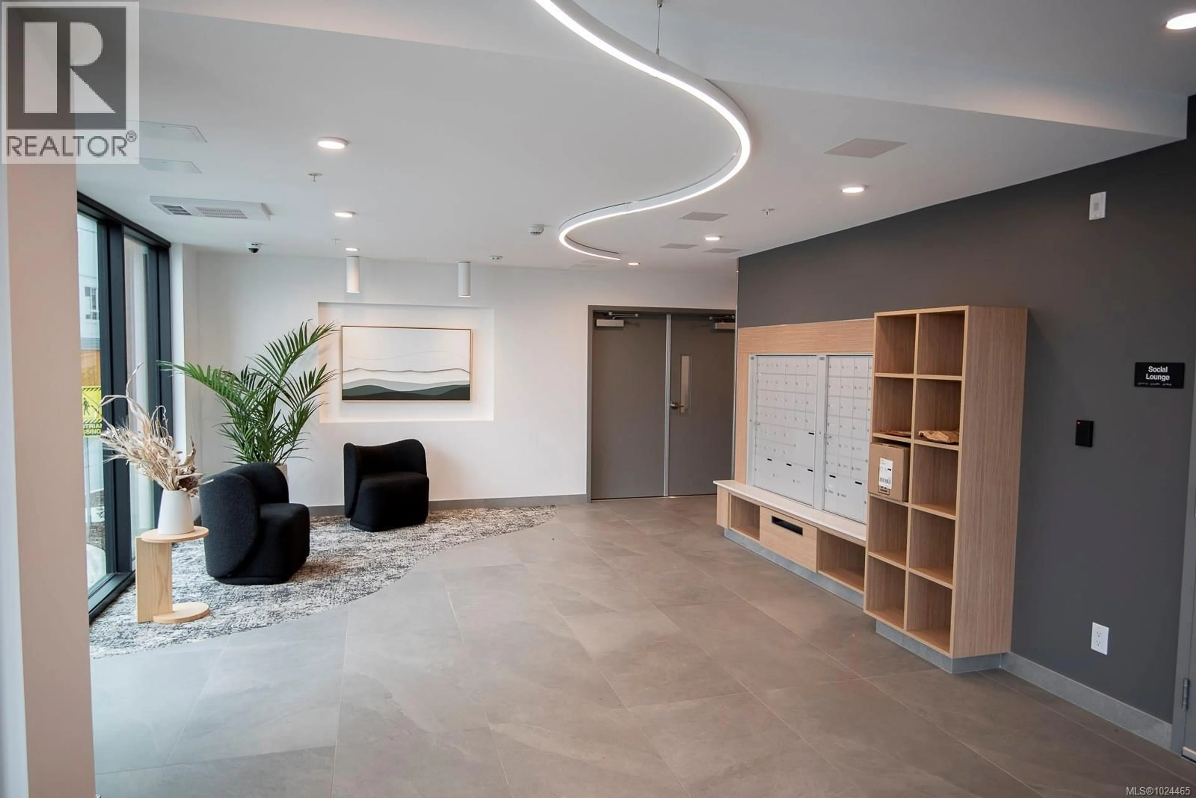 Indoor foyer for 300 - 3564A RYDER HESJEDAL WAY, Colwood British Columbia V9C0V3