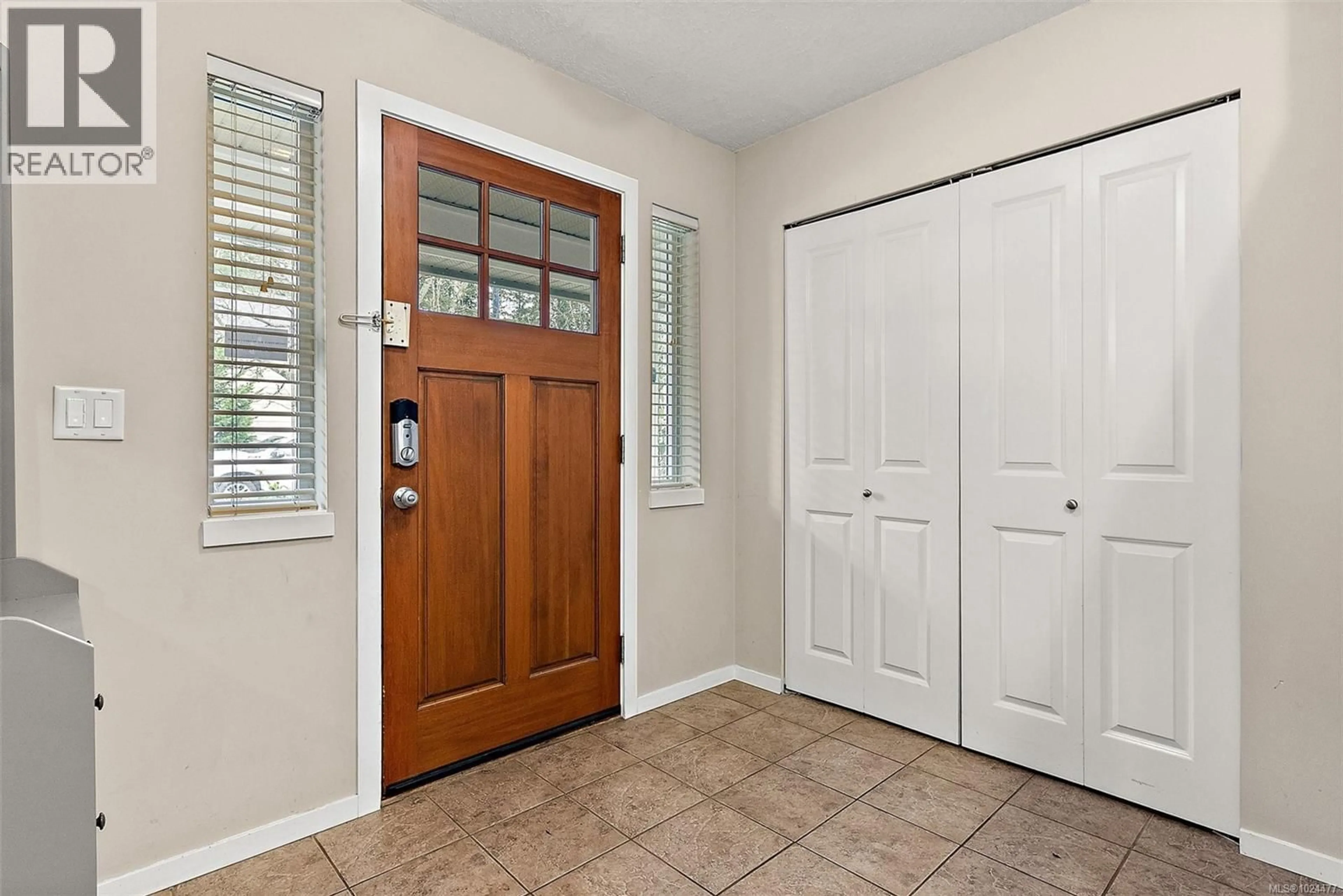 Indoor entryway for 1051 FASHODA PLACE, Langford British Columbia V9C3X1