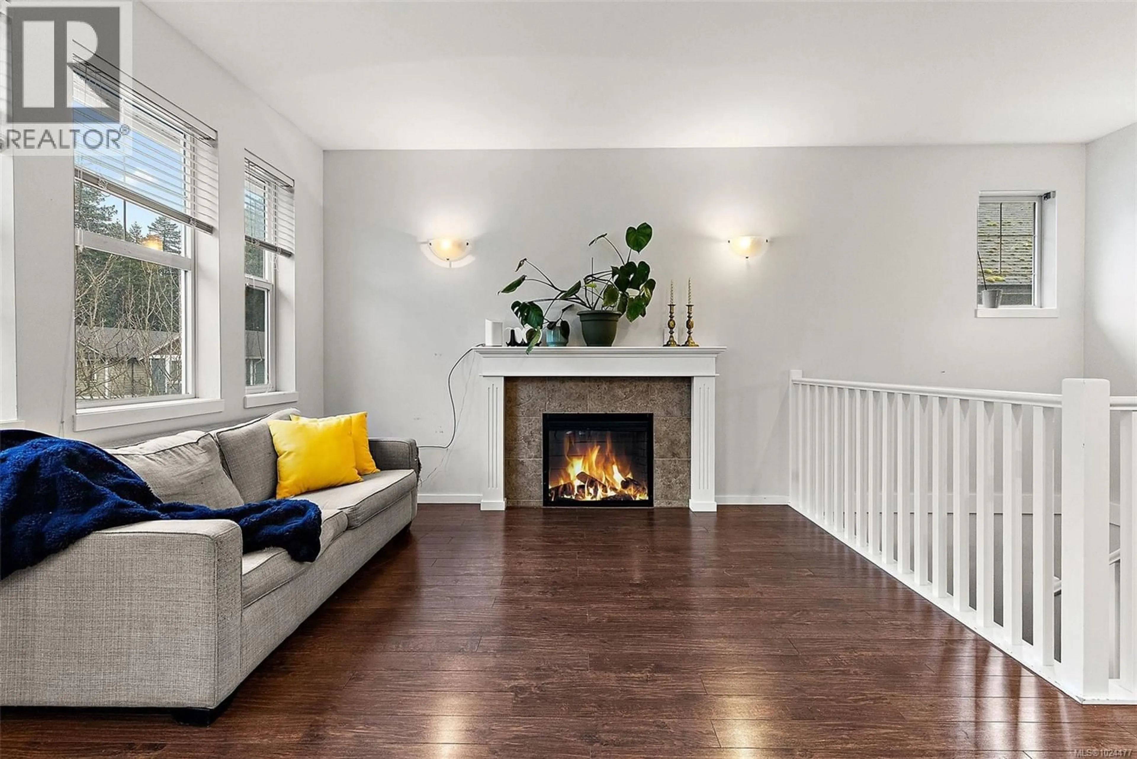 Living room with furniture, unknown for 1051 FASHODA PLACE, Langford British Columbia V9C3X1