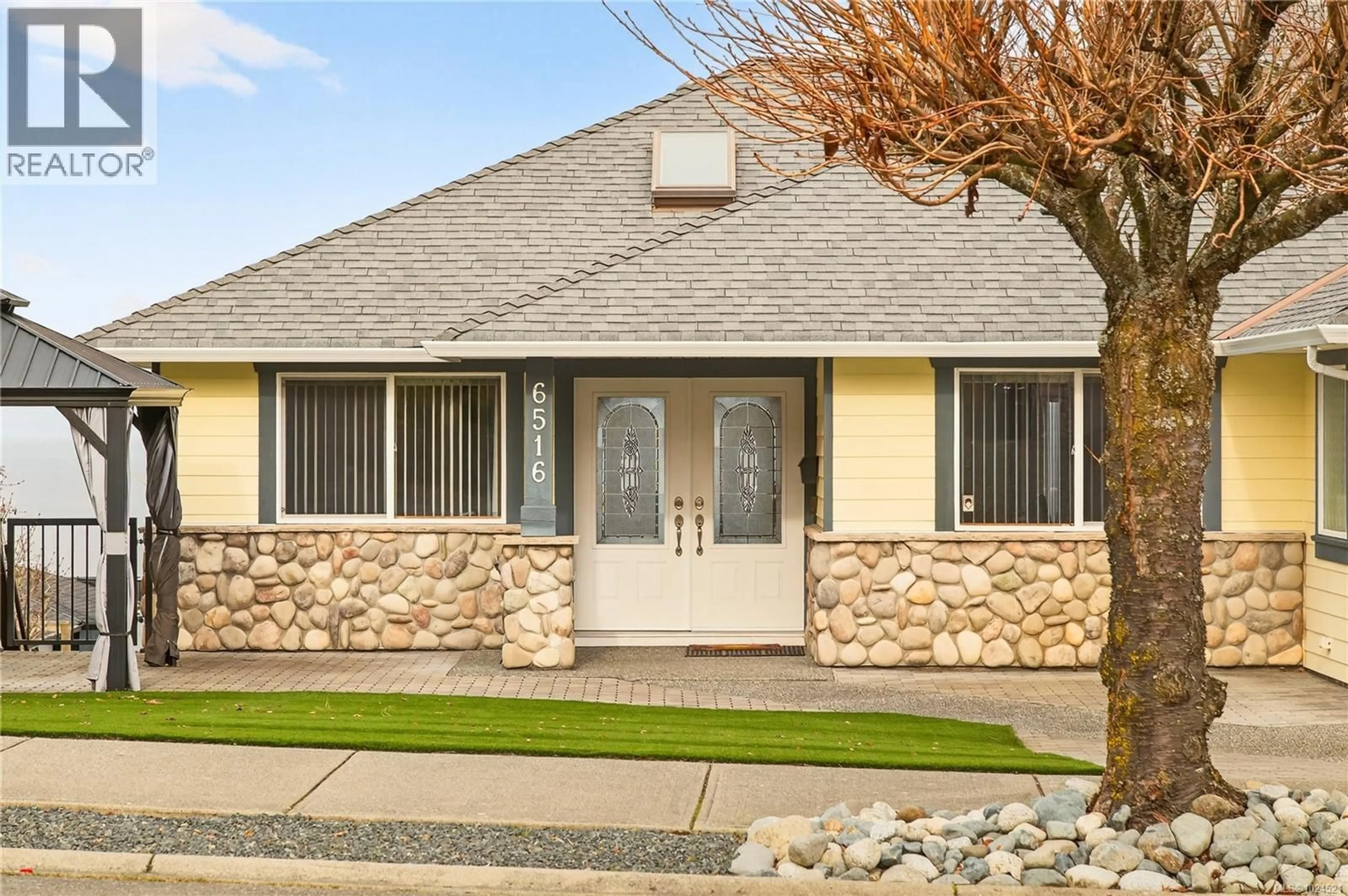 Home with vinyl exterior material, street for 6516 GROVELAND DRIVE, Nanaimo British Columbia V9V1V4