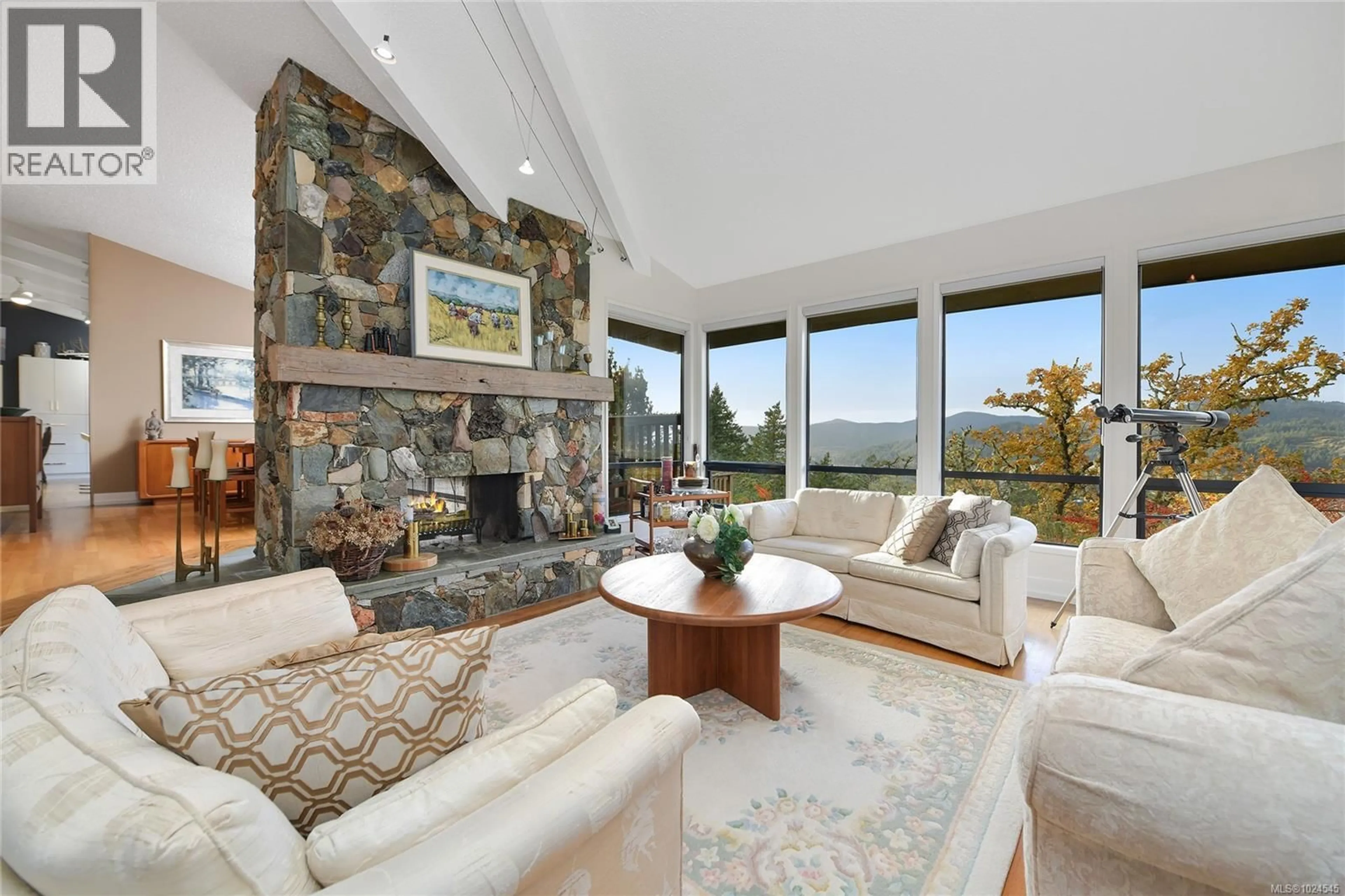 Living room with furniture, unknown for 754 WALFRED ROAD, Langford British Columbia V9C2N9