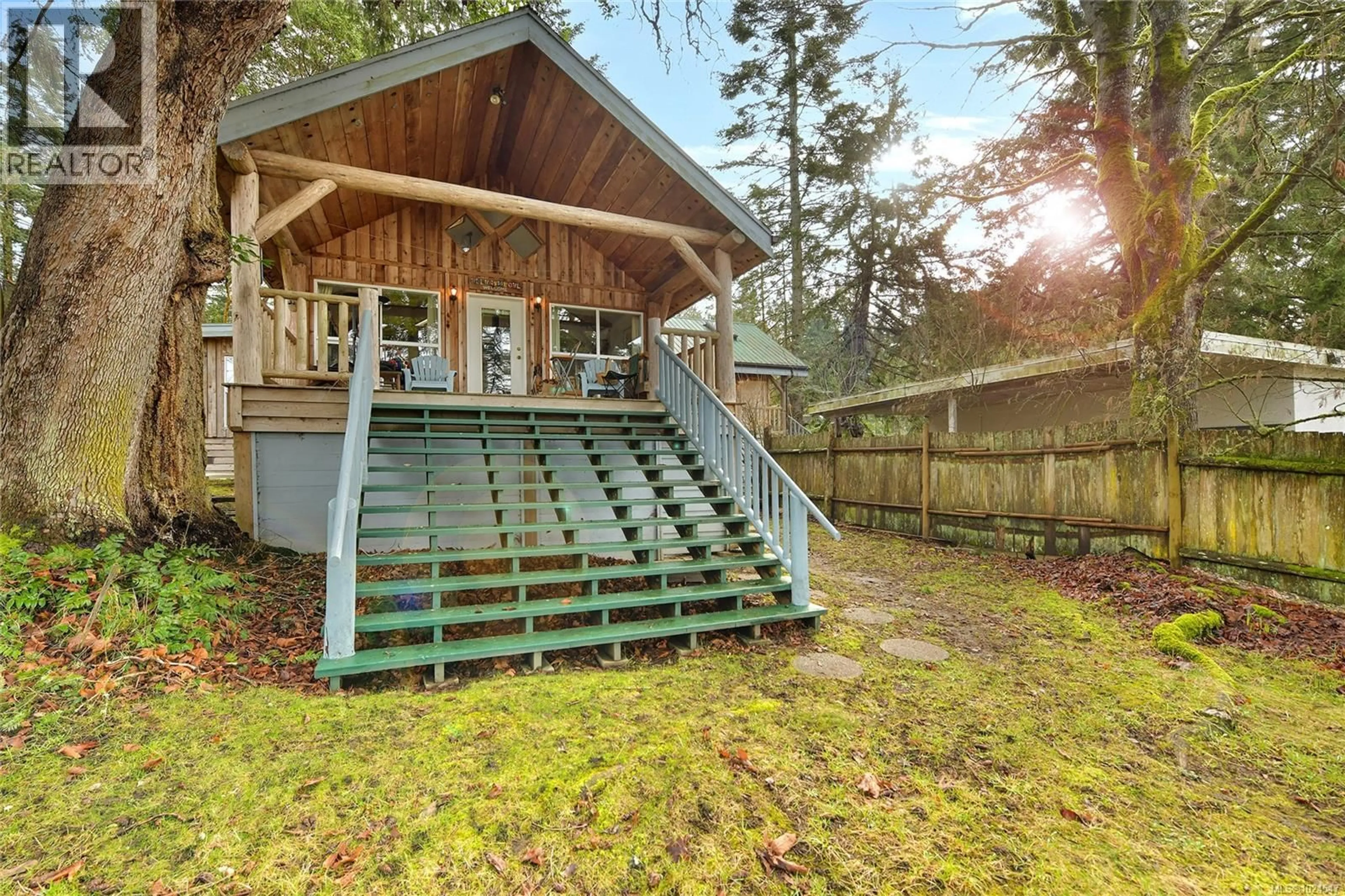 Patio, unknown for 421 SUNSET PLACE, Mayne Island British Columbia V0N2J2