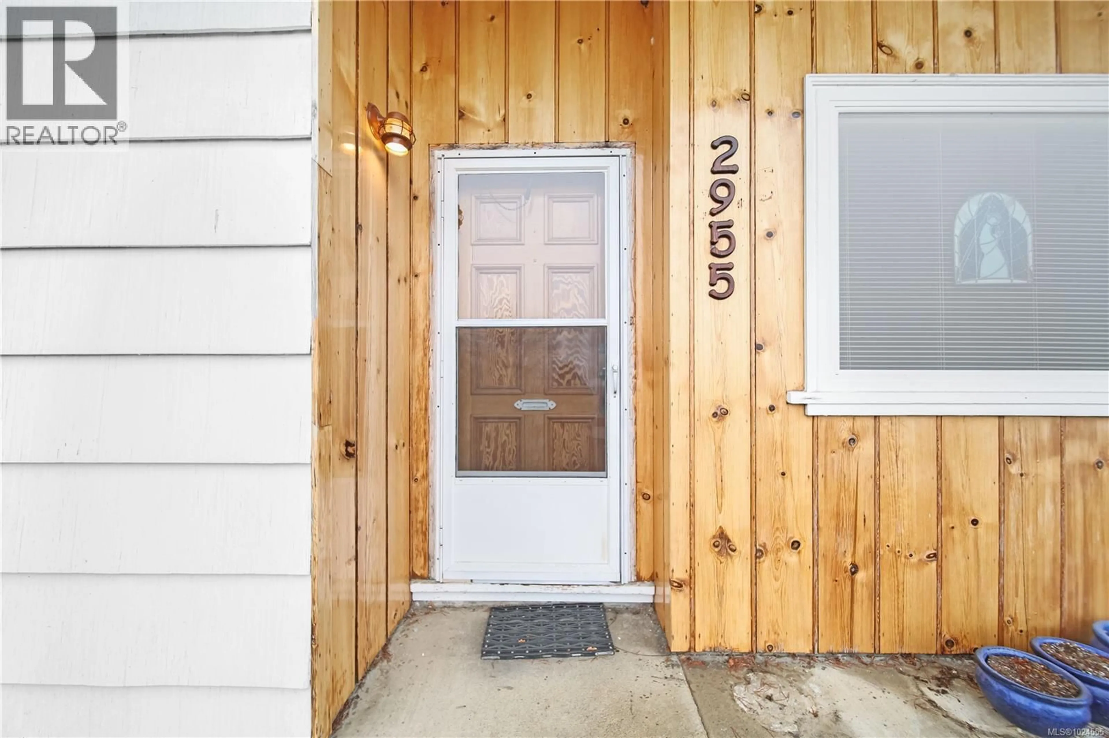 Indoor entryway for 2955 6TH AVENUE, Port Alberni British Columbia V9Y2H1