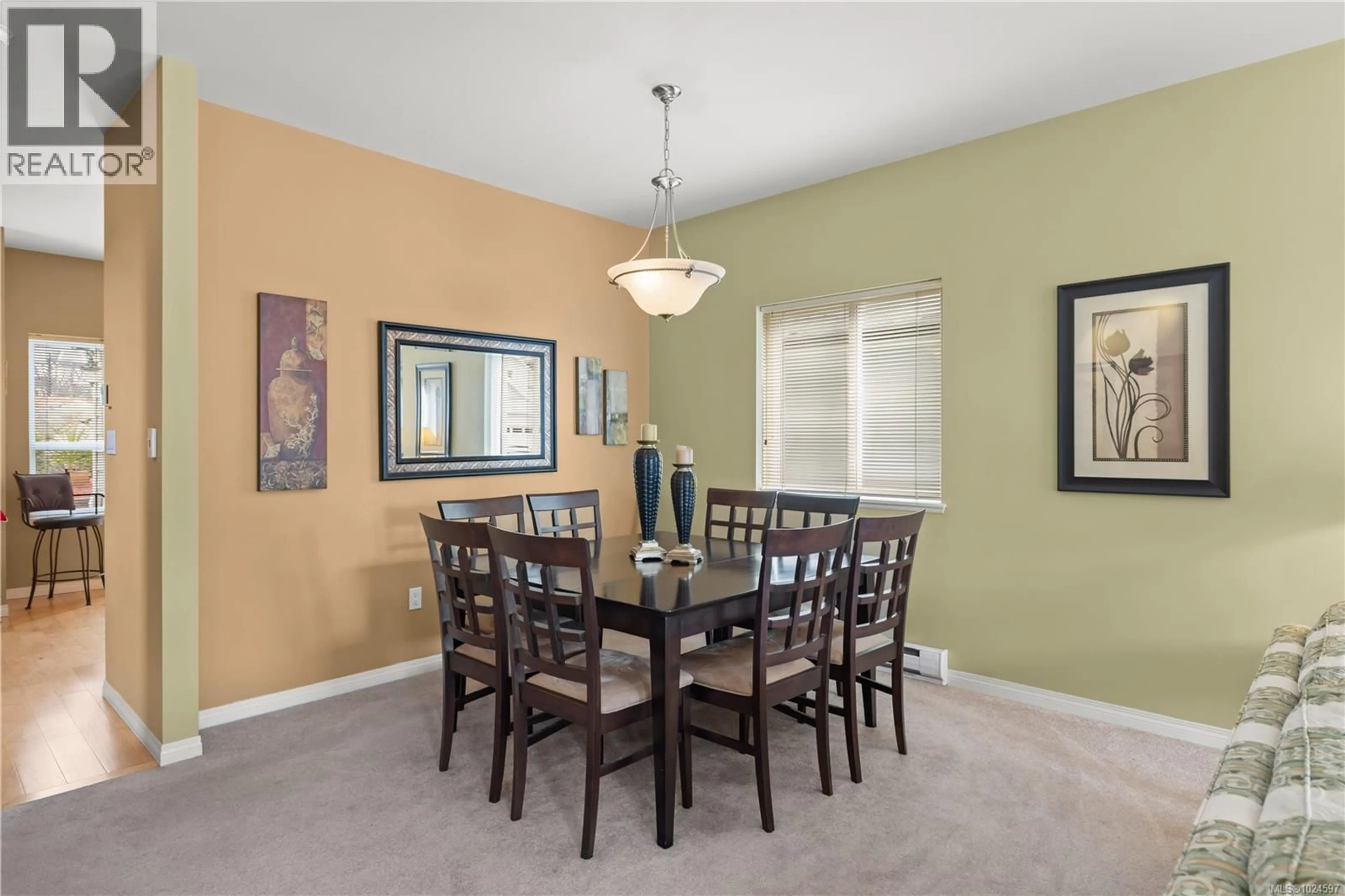 Dining room, unknown for 8 NEWSTEAD CRESCENT, View Royal British Columbia V9B6L4