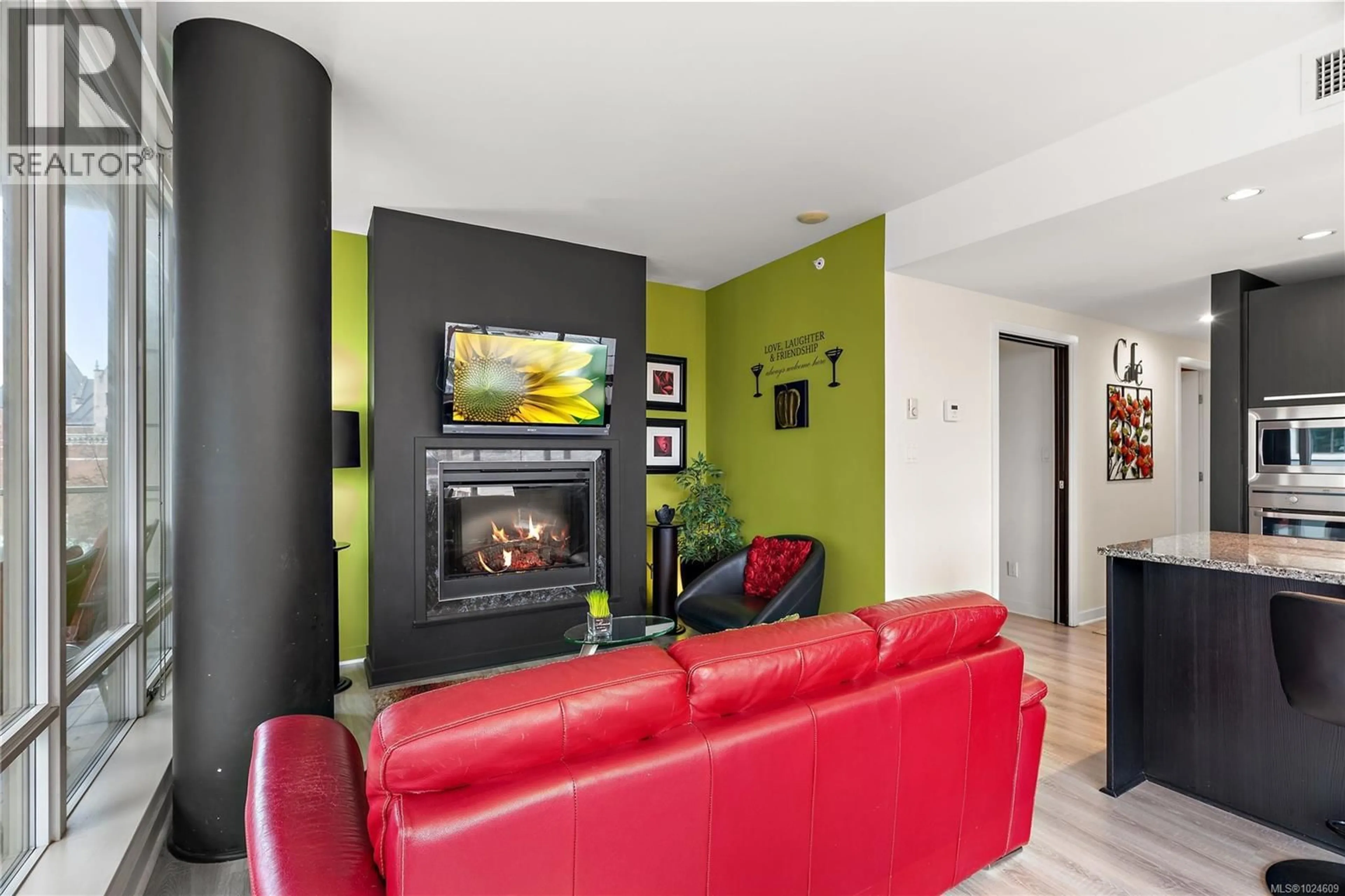 Home theater for 602 - 708 BURDETT AVENUE, Victoria British Columbia V8W0A8