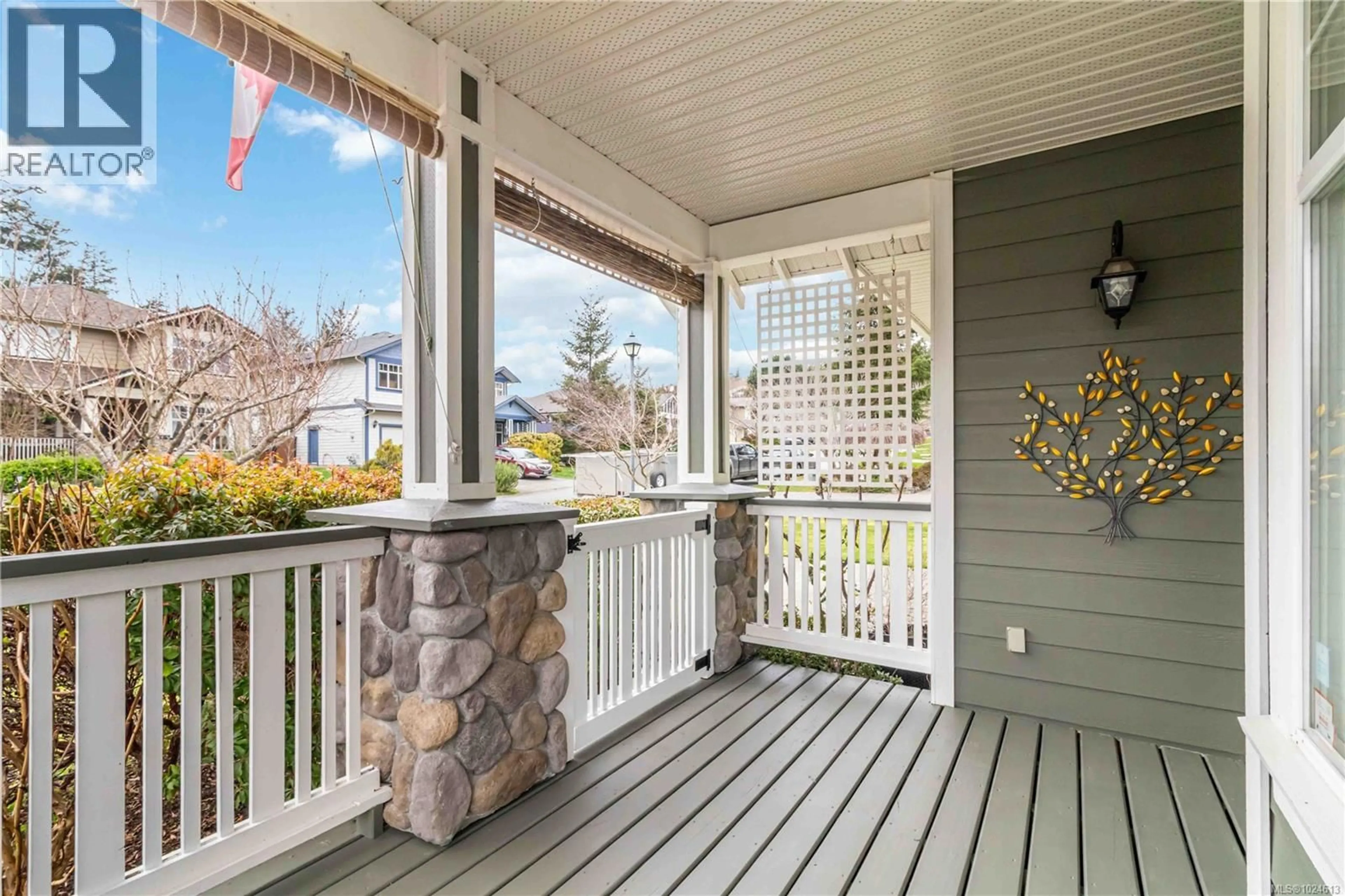 Patio, street for 2395 POPLAR DRIVE, Sooke British Columbia V9Z0Y5