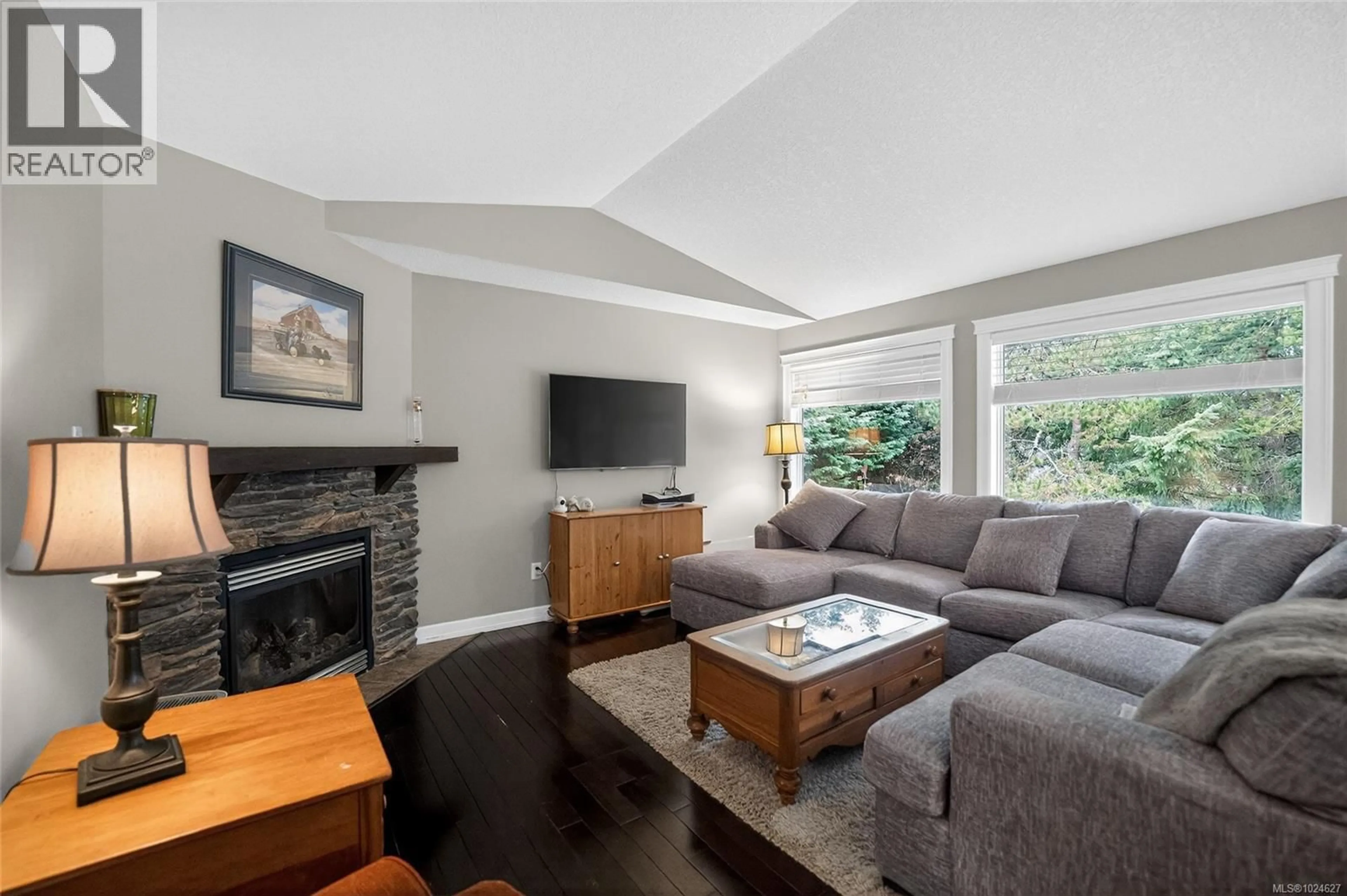 Living room with furniture, wood/laminate floor for 2760 MARVELLE PLACE, Nanaimo British Columbia V9T0B2