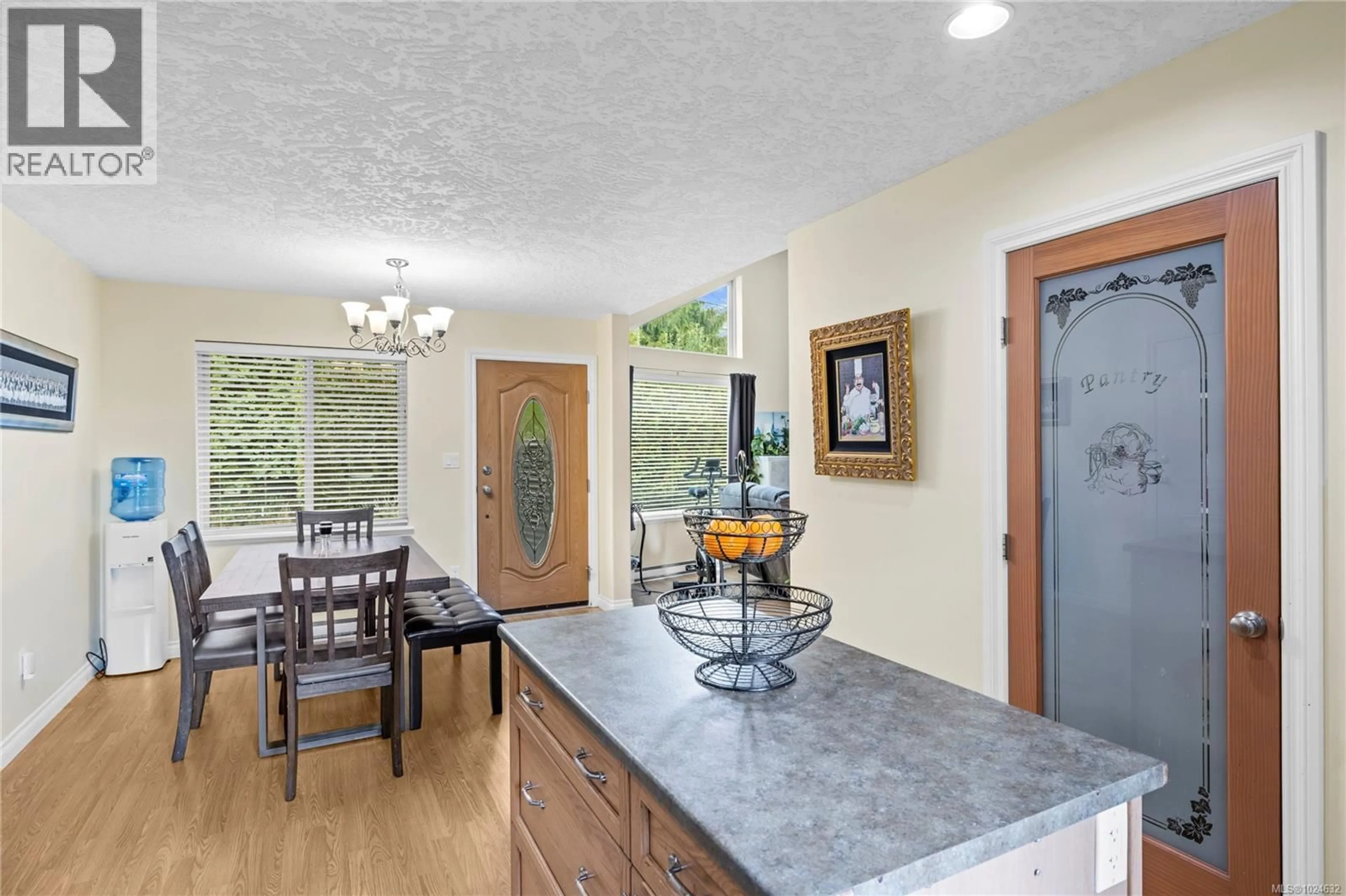 Open concept kitchen, ceramic/tile floor for 1738 MARTINI WAY, Qualicum Beach British Columbia V9K2S3