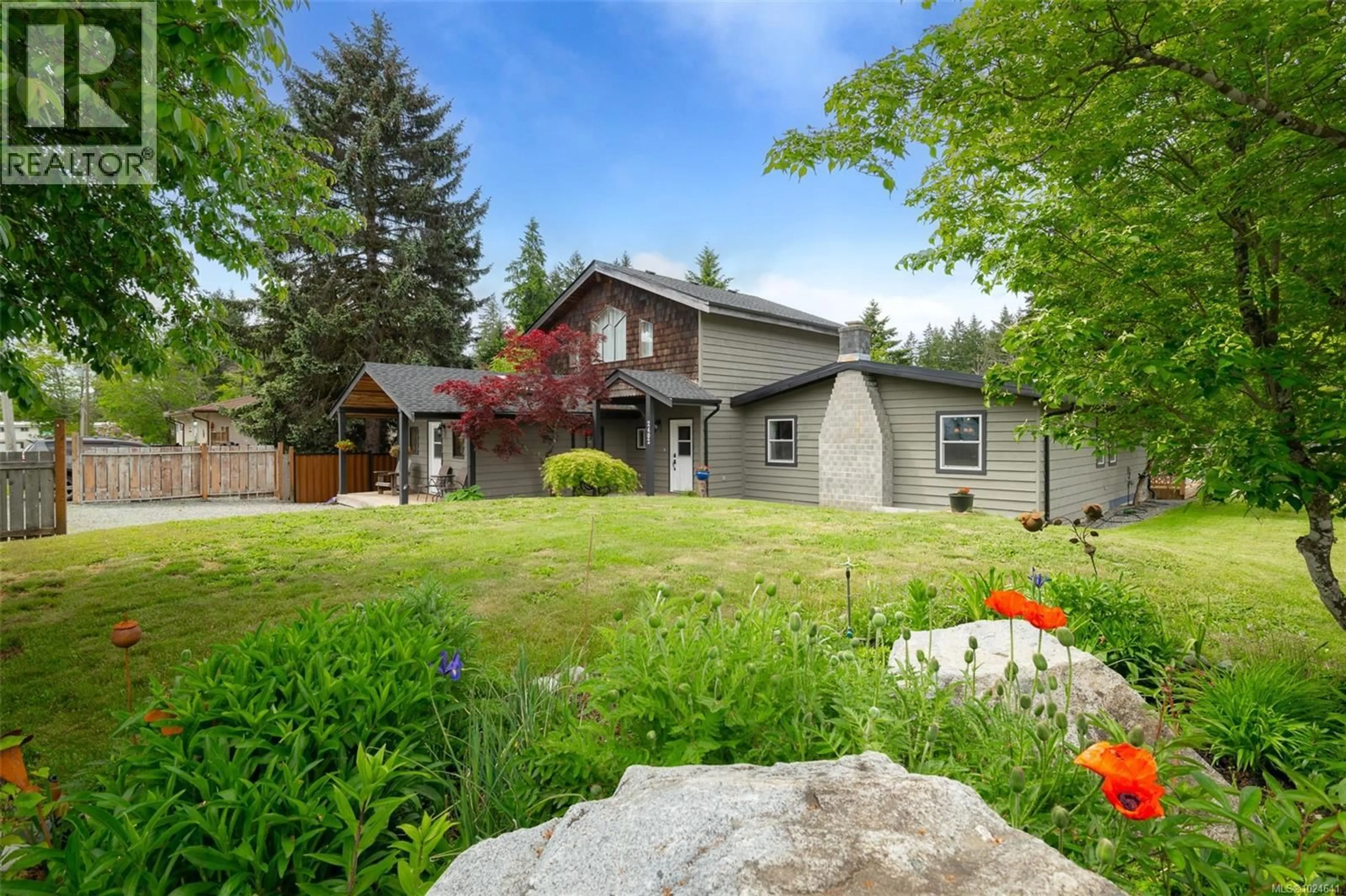 A pic from outside/outdoor area/front of a property/back of a property/a pic from drone, unknown for 2402 OLD NANAIMO HIGHWAY, Port Alberni British Columbia V9Y8P6