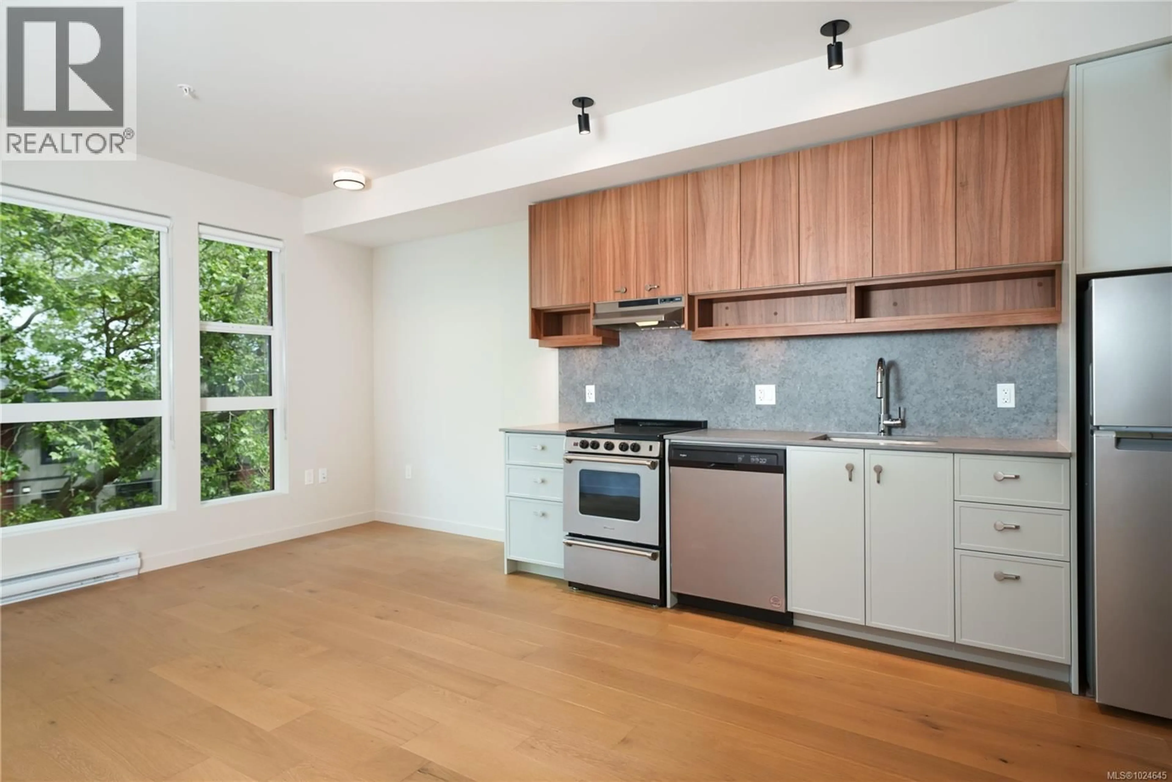 Open concept kitchen, wood/laminate floor for 205 - 629 SPEED AVENUE, Victoria British Columbia V8Z1A5