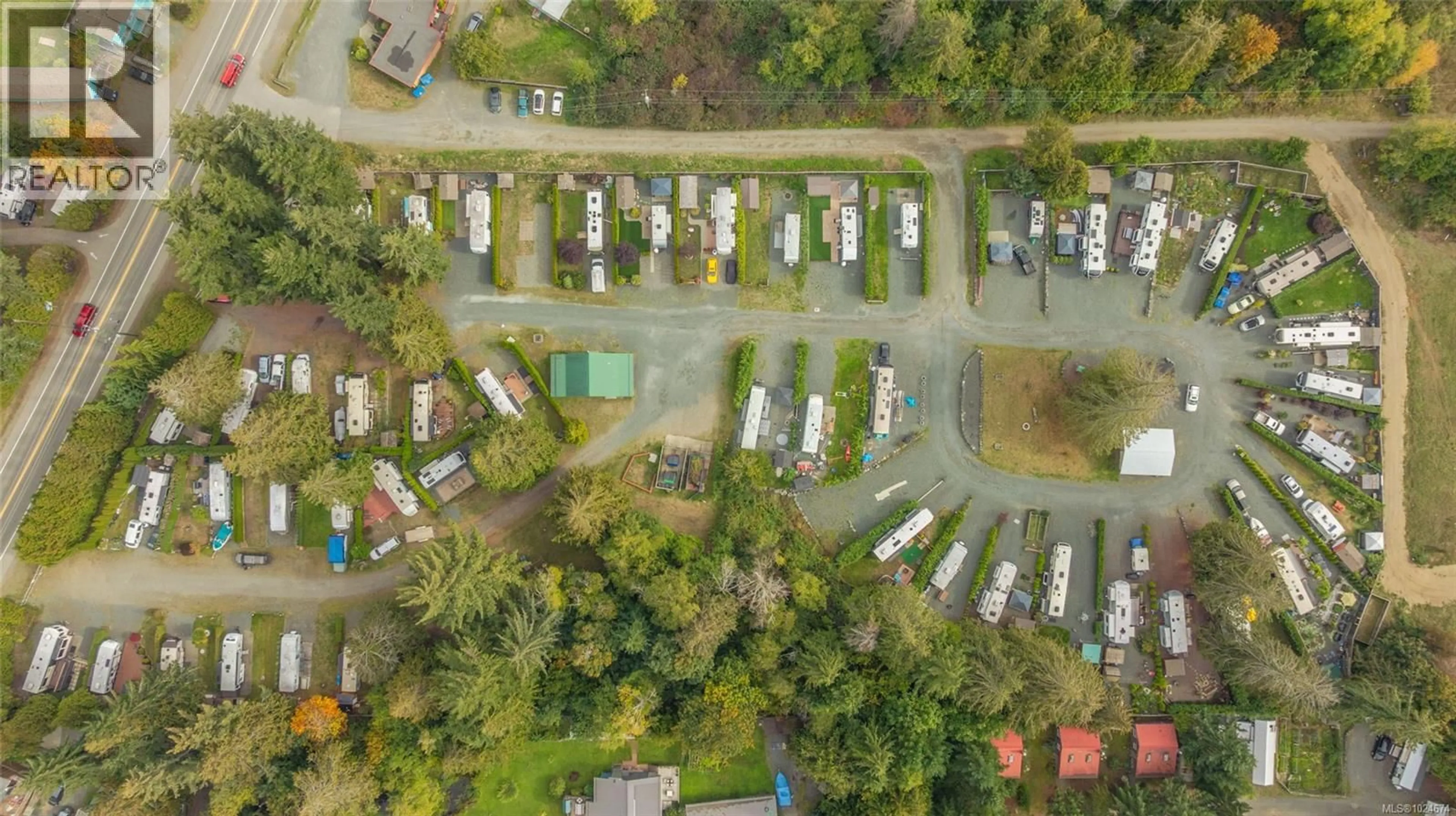 A pic from outside/outdoor area/front of a property/back of a property/a pic from drone, street for 44 - 6050 ISLAND HIGHWAY, Qualicum Beach British Columbia V9K2E1
