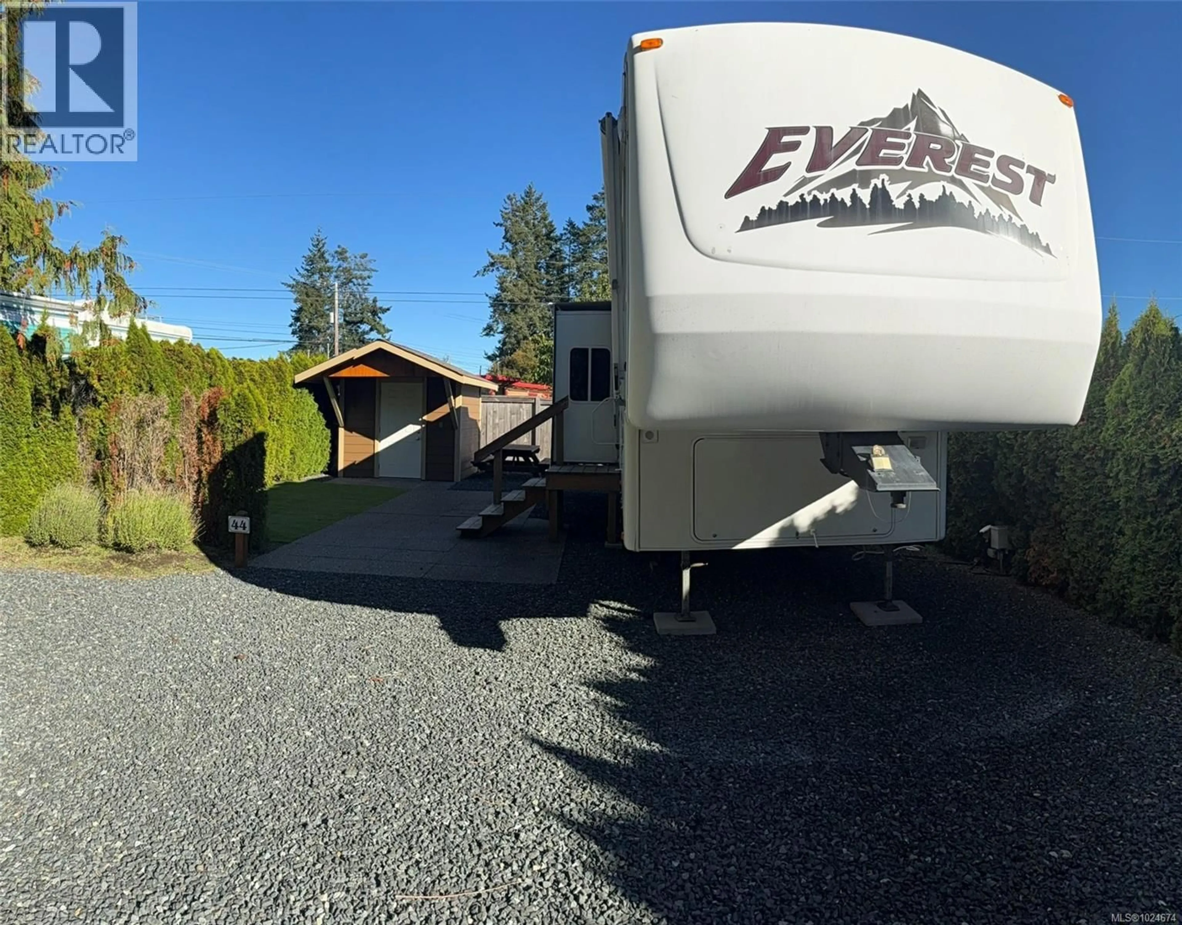 Unknown for 44 - 6050 ISLAND HIGHWAY, Qualicum Beach British Columbia V9K2E1