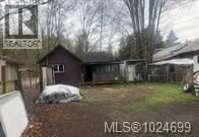 2406 NANOOSE BEACH ROAD, Nanoose Bay 2