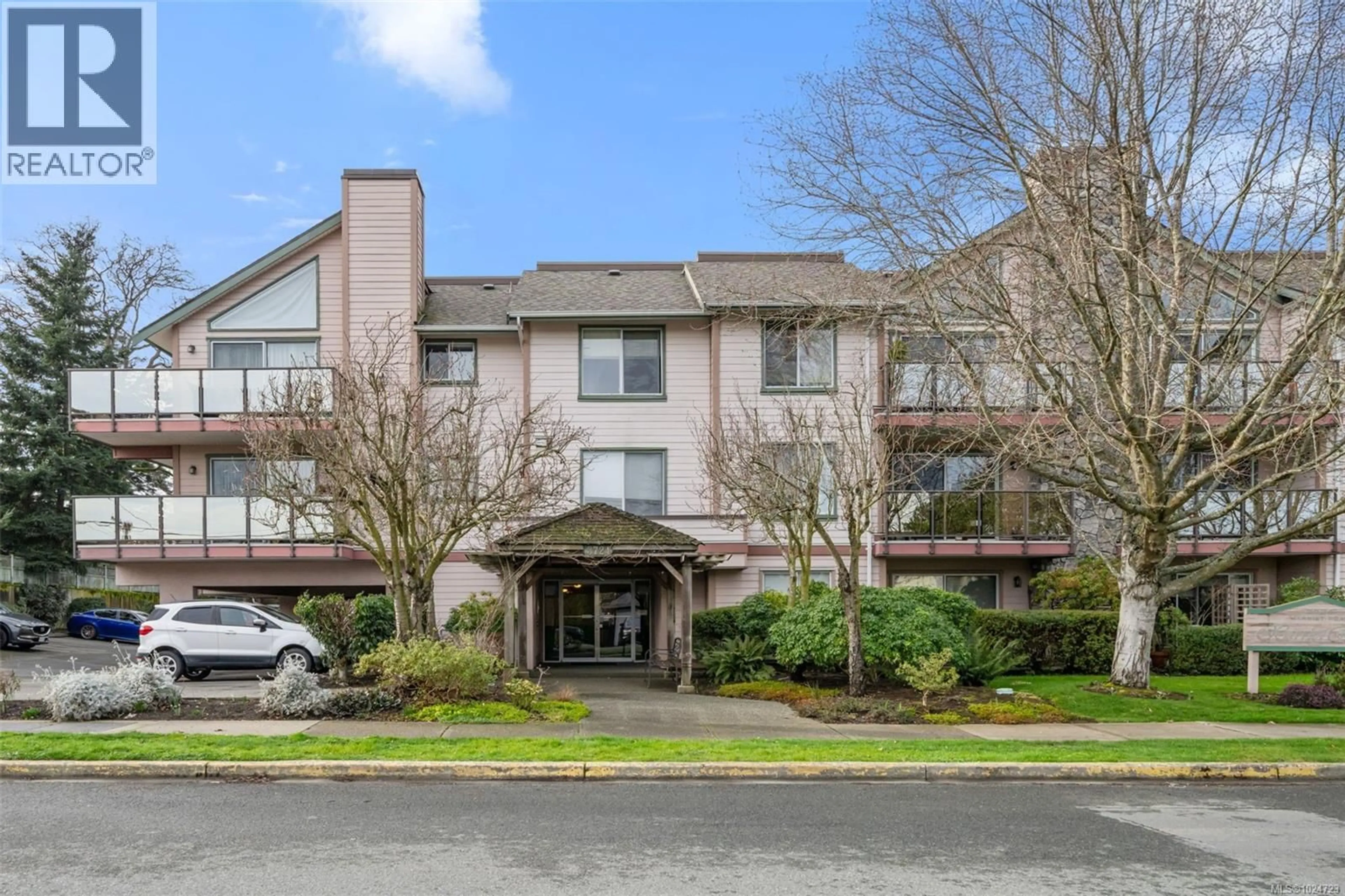 Unknown for 106 - 3724 HARRIET ROAD, Saanich British Columbia V8Z3T2