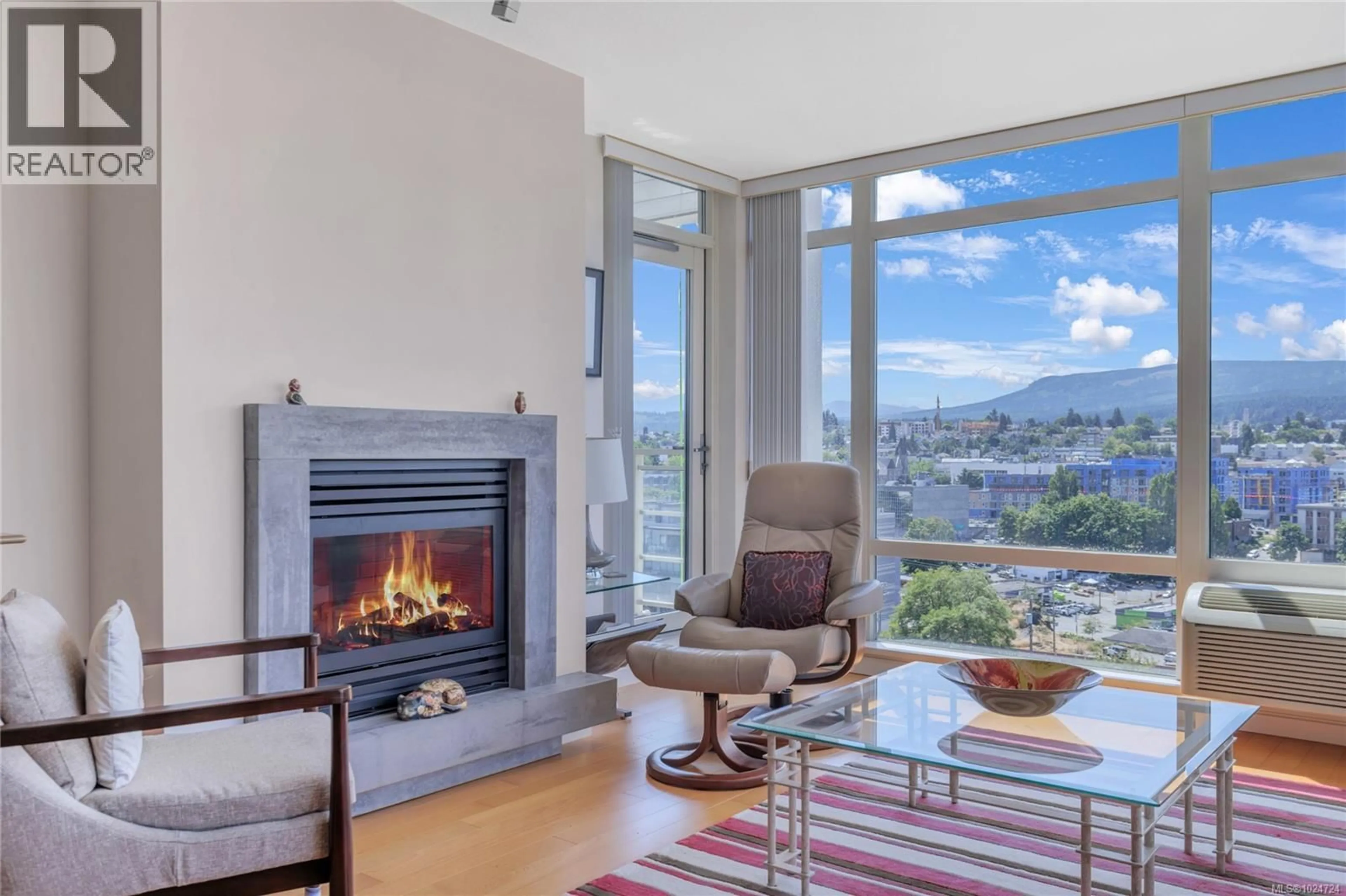 Living room with furniture, unknown for 1004 - 38 FRONT STREET, Nanaimo British Columbia V9R0B8