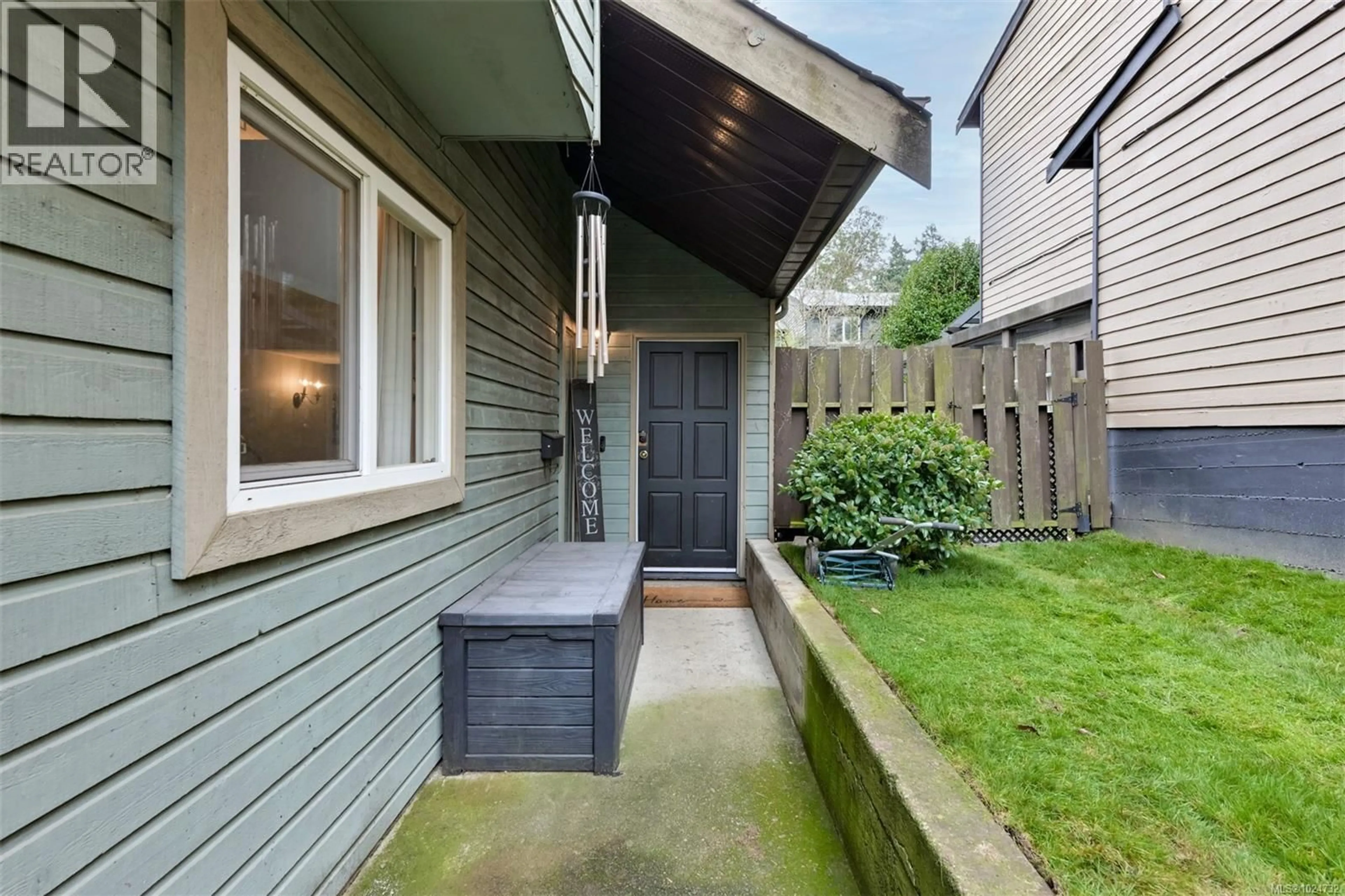 Patio, street for A - 1506 GLENTANA ROAD, View Royal British Columbia V9A7A1