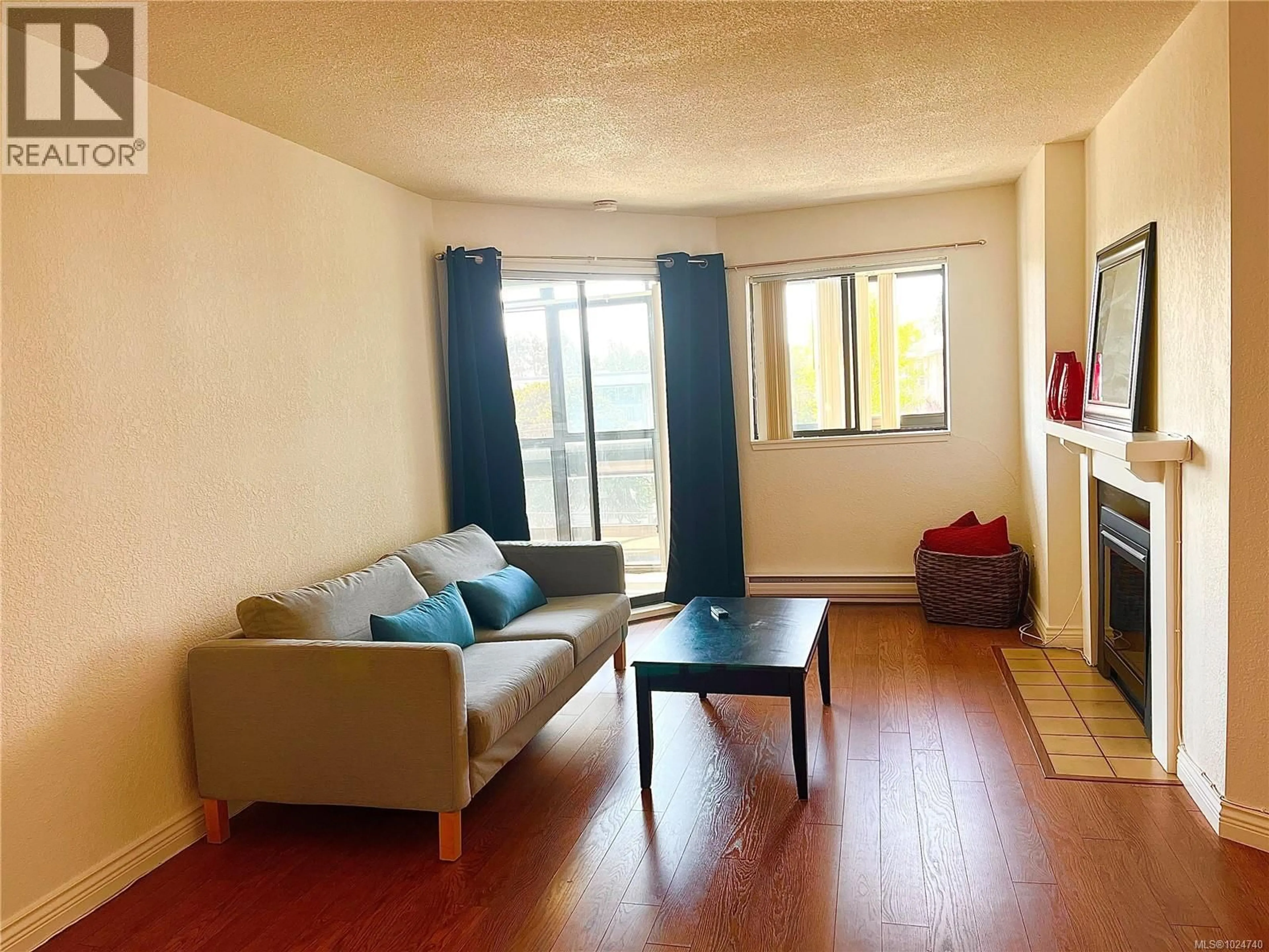 A pic of a room for 403 - 1560 HILLSIDE AVENUE, Victoria British Columbia V8T5B8