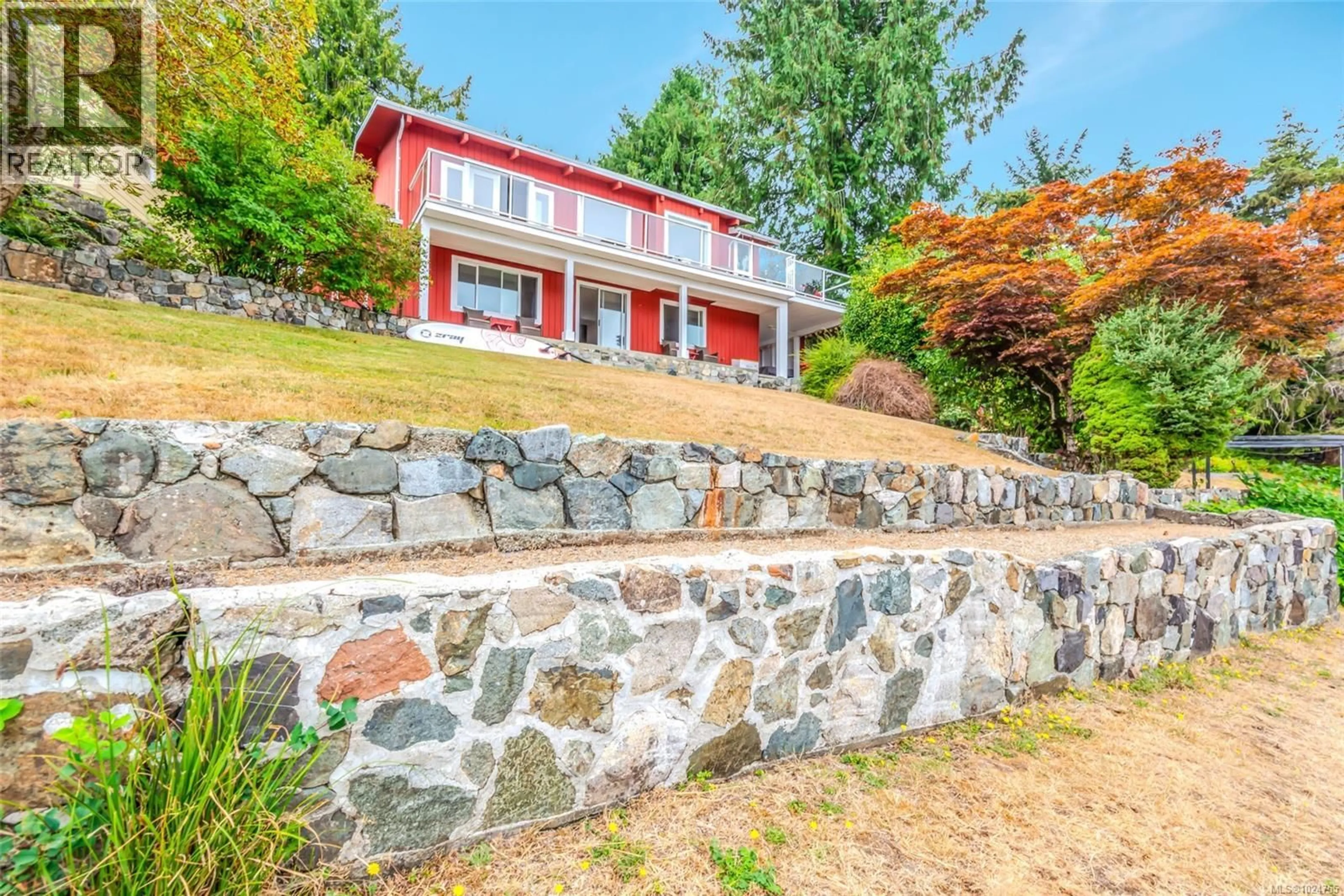 A pic from outside/outdoor area/front of a property/back of a property/a pic from drone, unknown for 10135 KLITSA DRIVE, Port Alberni British Columbia V9Y9A7