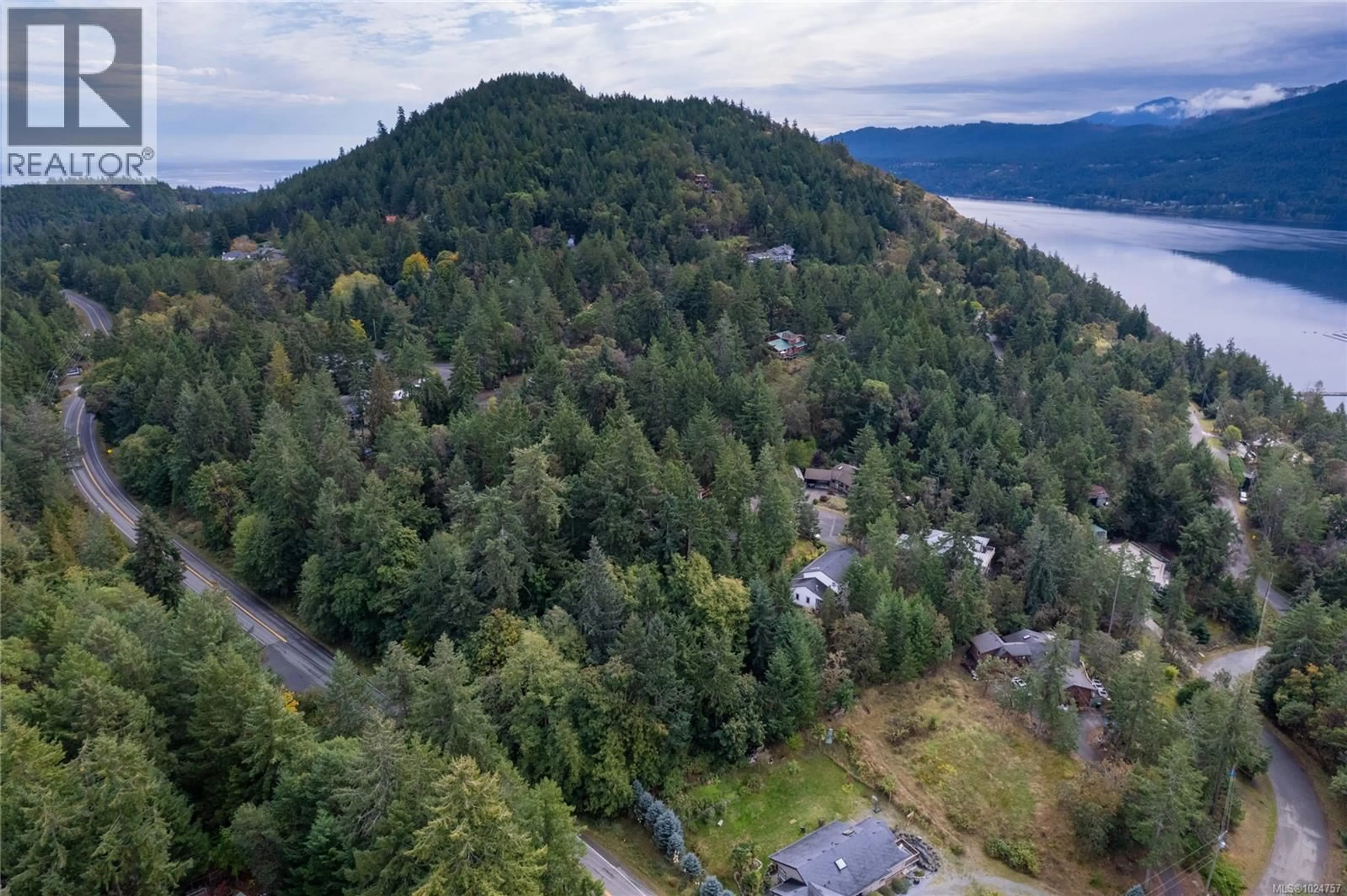 A pic from outside/outdoor area/front of a property/back of a property/a pic from drone, unknown for 2869 HEMLOCK DRIVE, Nanoose Bay British Columbia V9P9G2