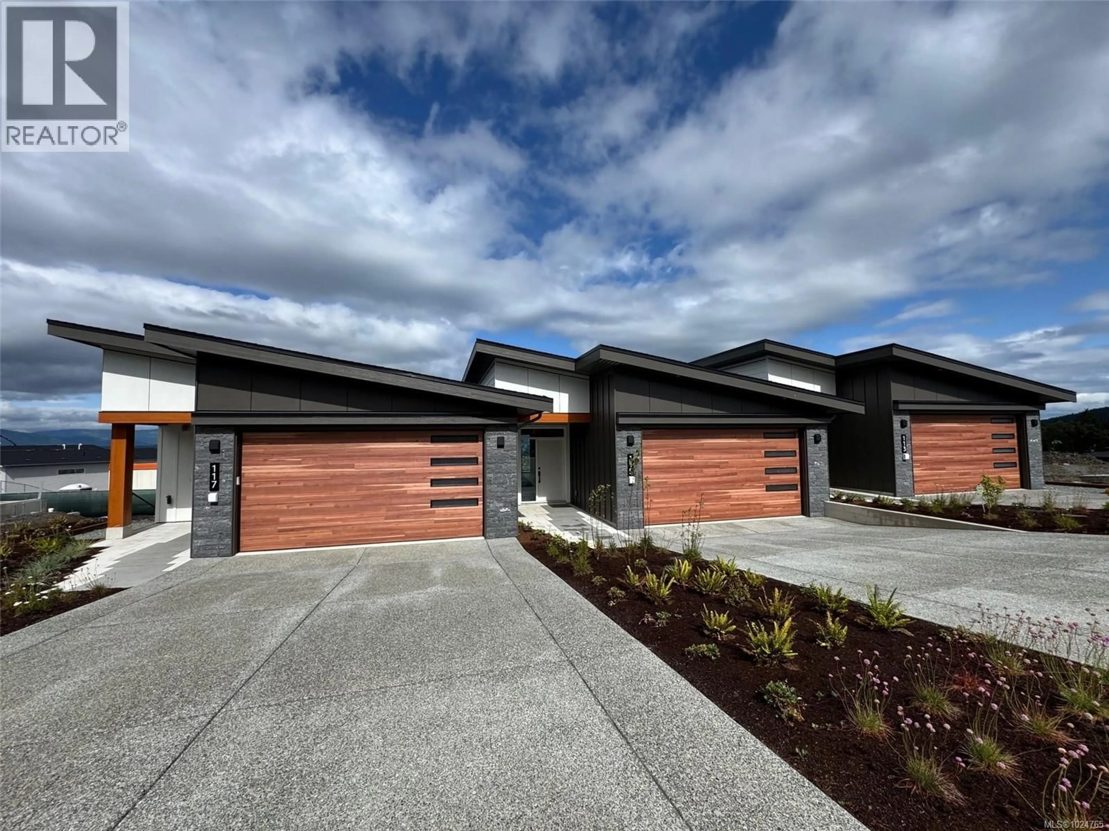 Unknown for 113 - 3116 WOODRUSH DRIVE, Duncan British Columbia V9L0G1