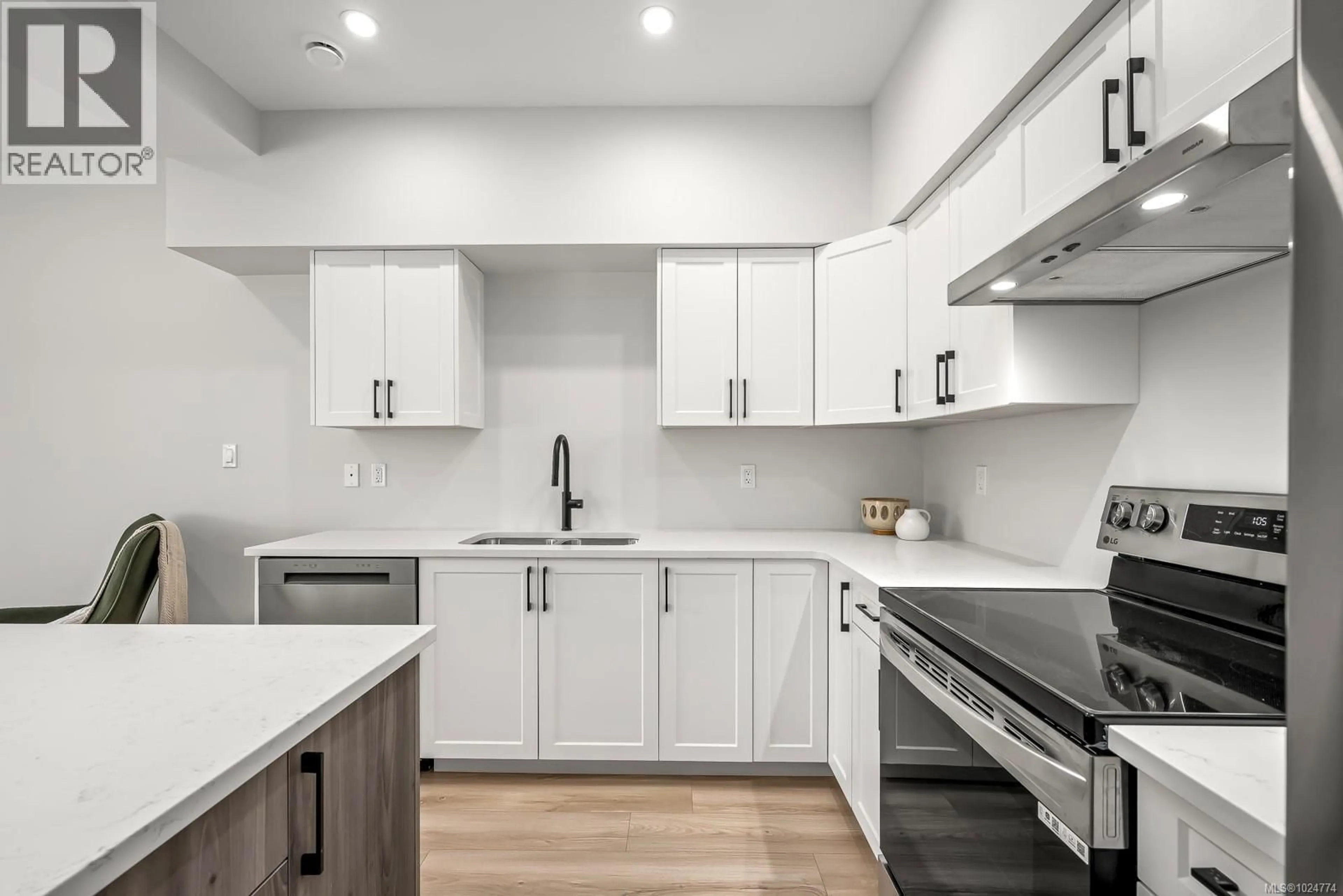 Unknown for 1 - 444 FISHER ROAD, Campbell River British Columbia V9W0H8