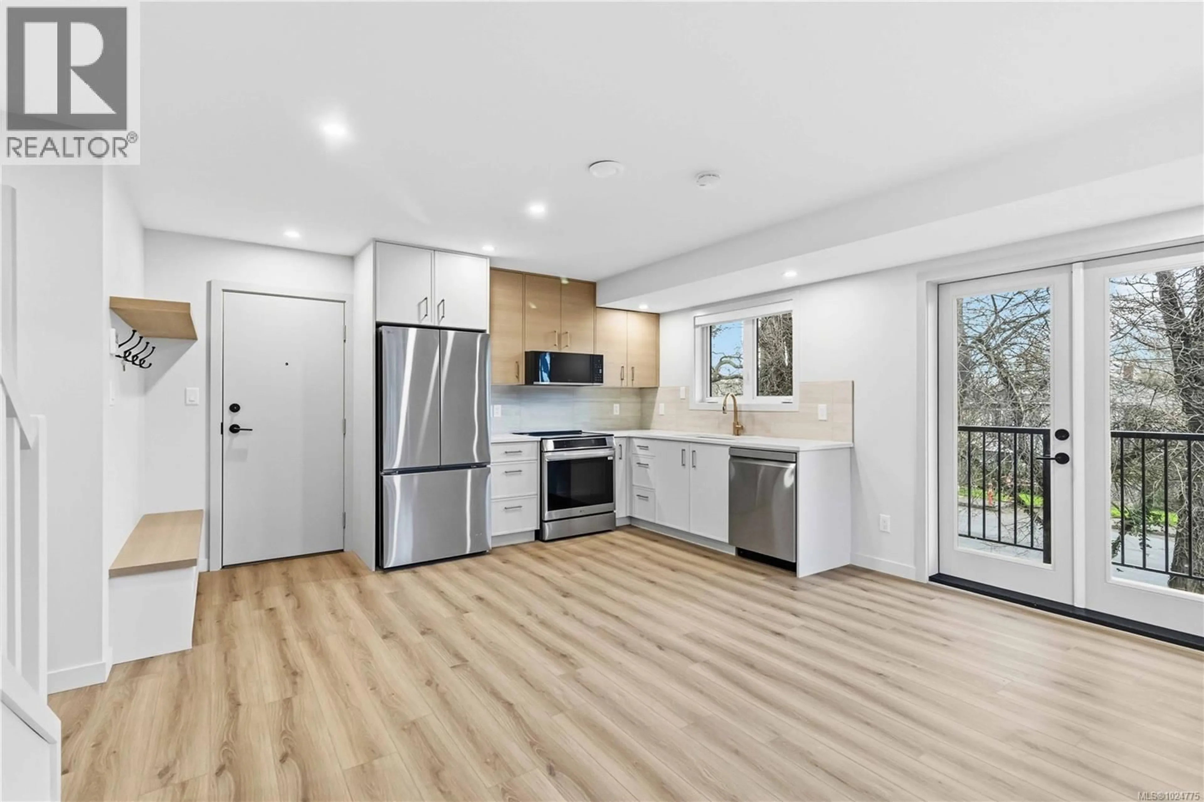 Open concept kitchen, unknown for 4 - 1789 EMERSON STREET, Victoria British Columbia V8R2C2