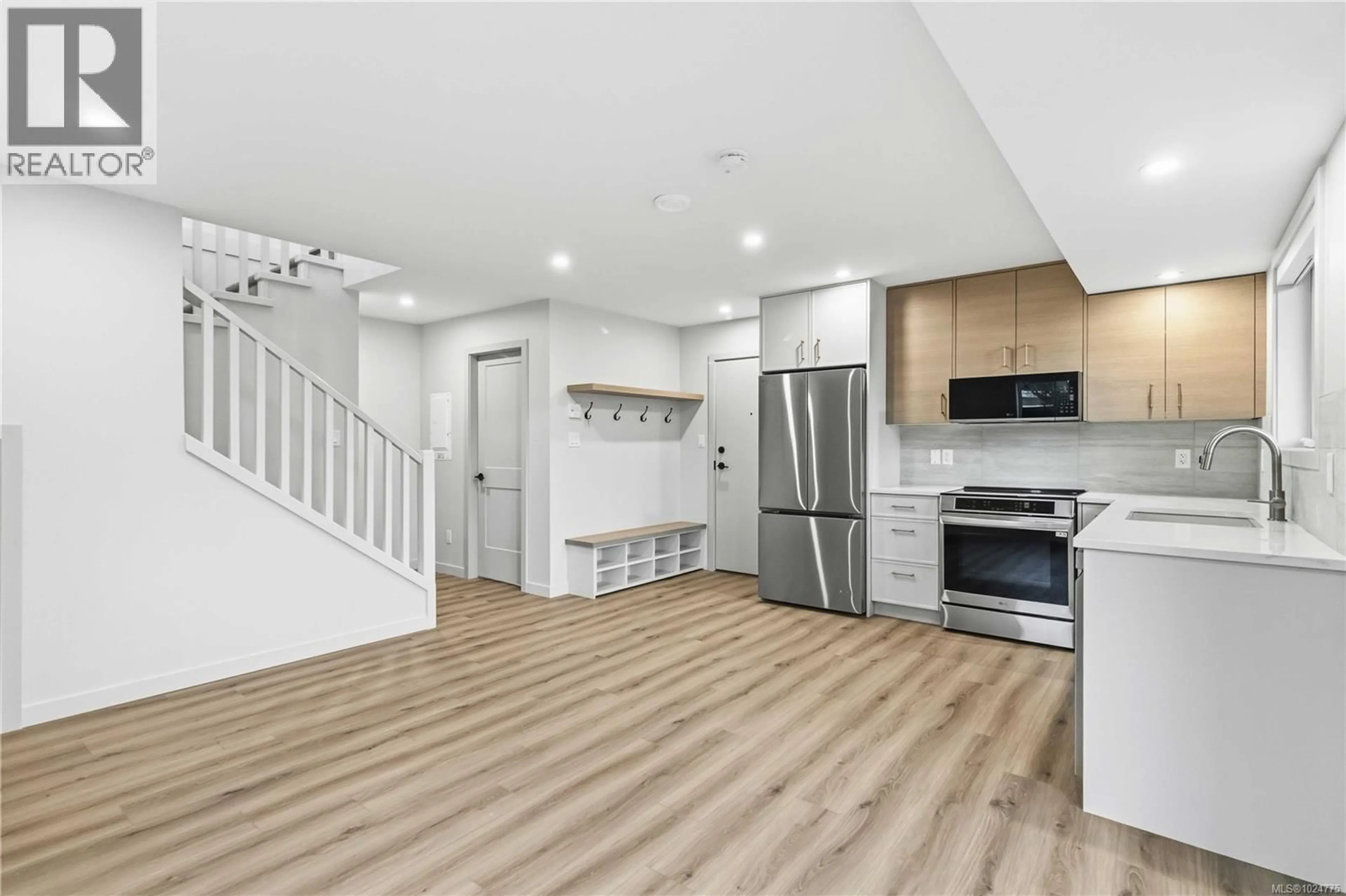 Open concept kitchen, unknown for 4 - 1789 EMERSON STREET, Victoria British Columbia V8R2C2