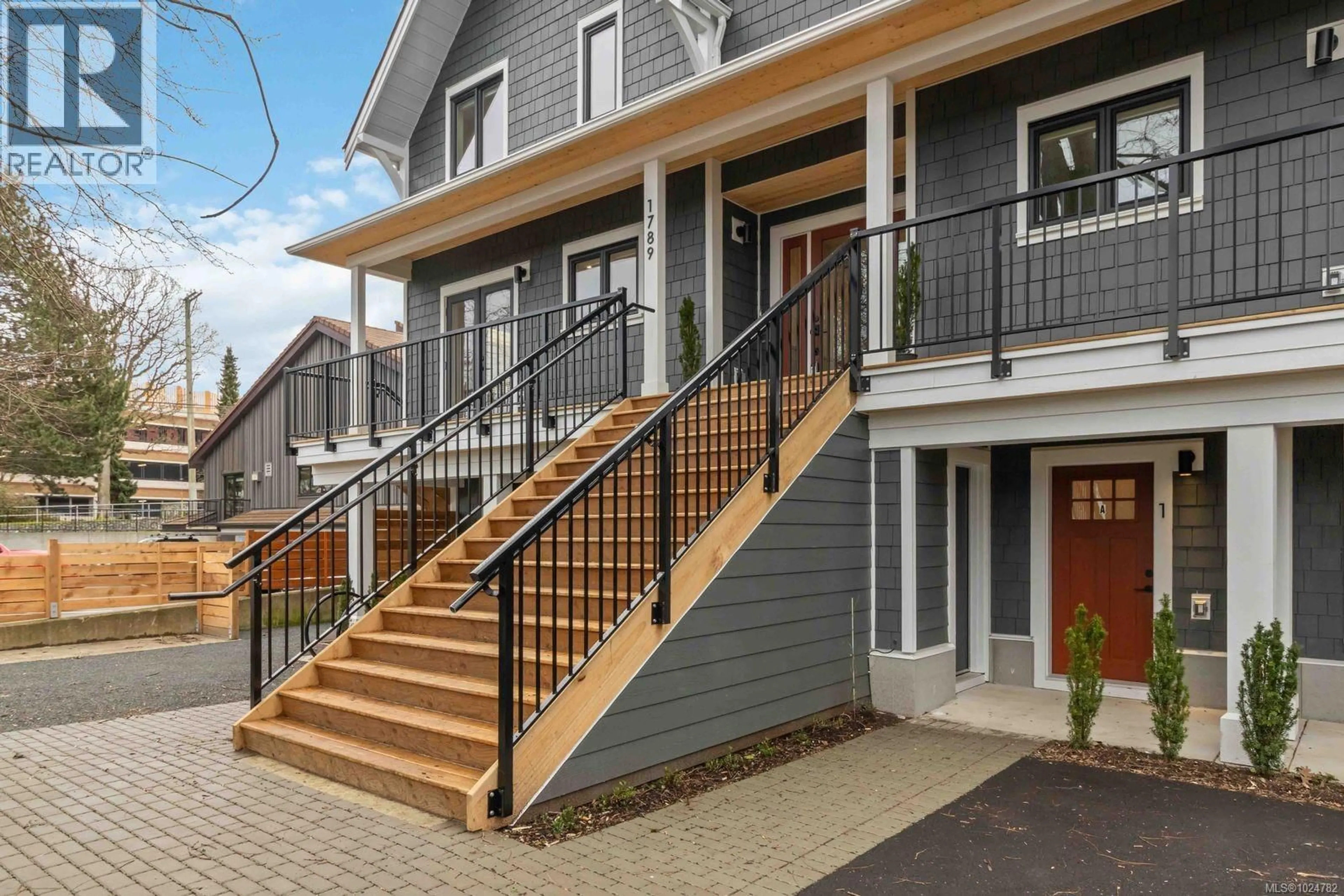 Patio, street for 6 - 1789 EMERSON STREET, Victoria British Columbia V8R2C2