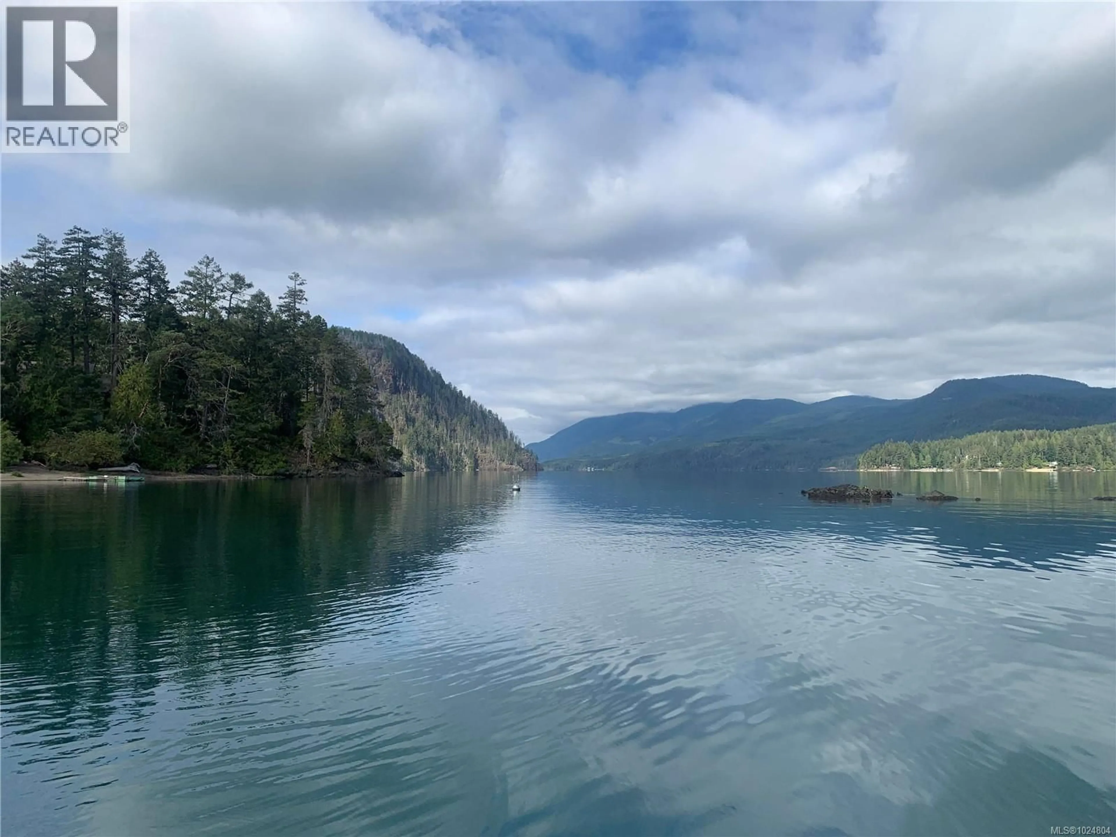 Blurry image for 0 VANDERBUILT ISLAND, Port Alberni British Columbia V9Y0A0