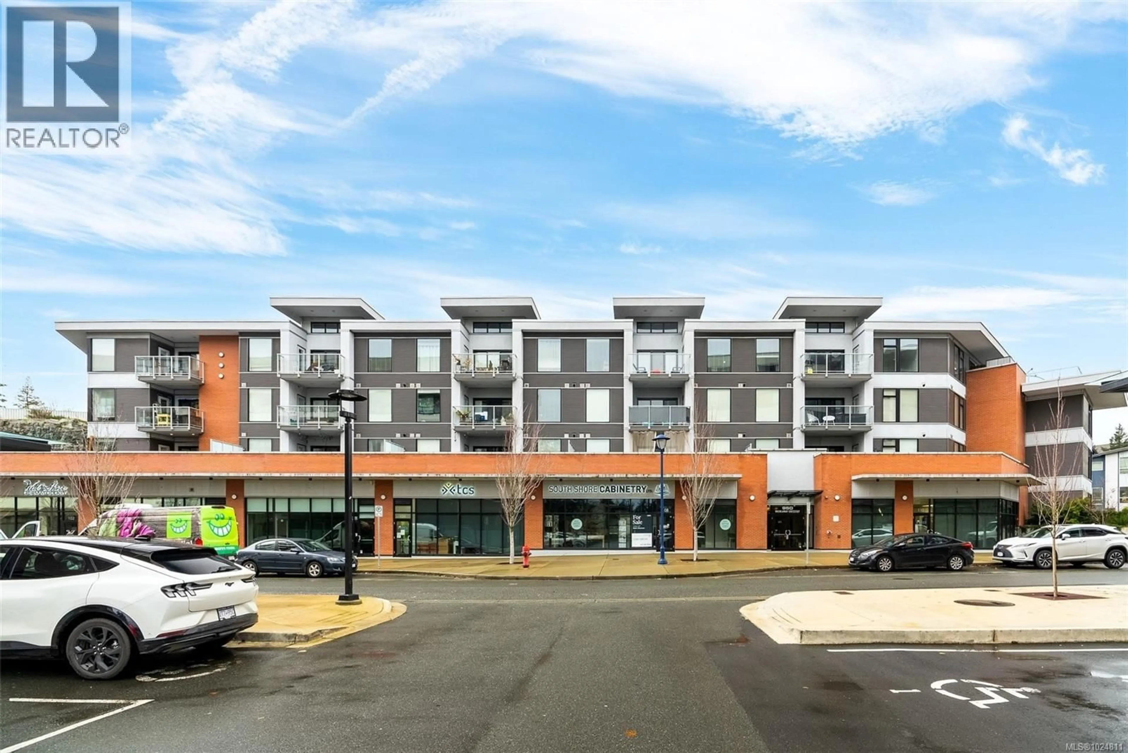 Unknown for 304 - 950 WHIRLAWAY CRESCENT, Langford British Columbia V9B6W6