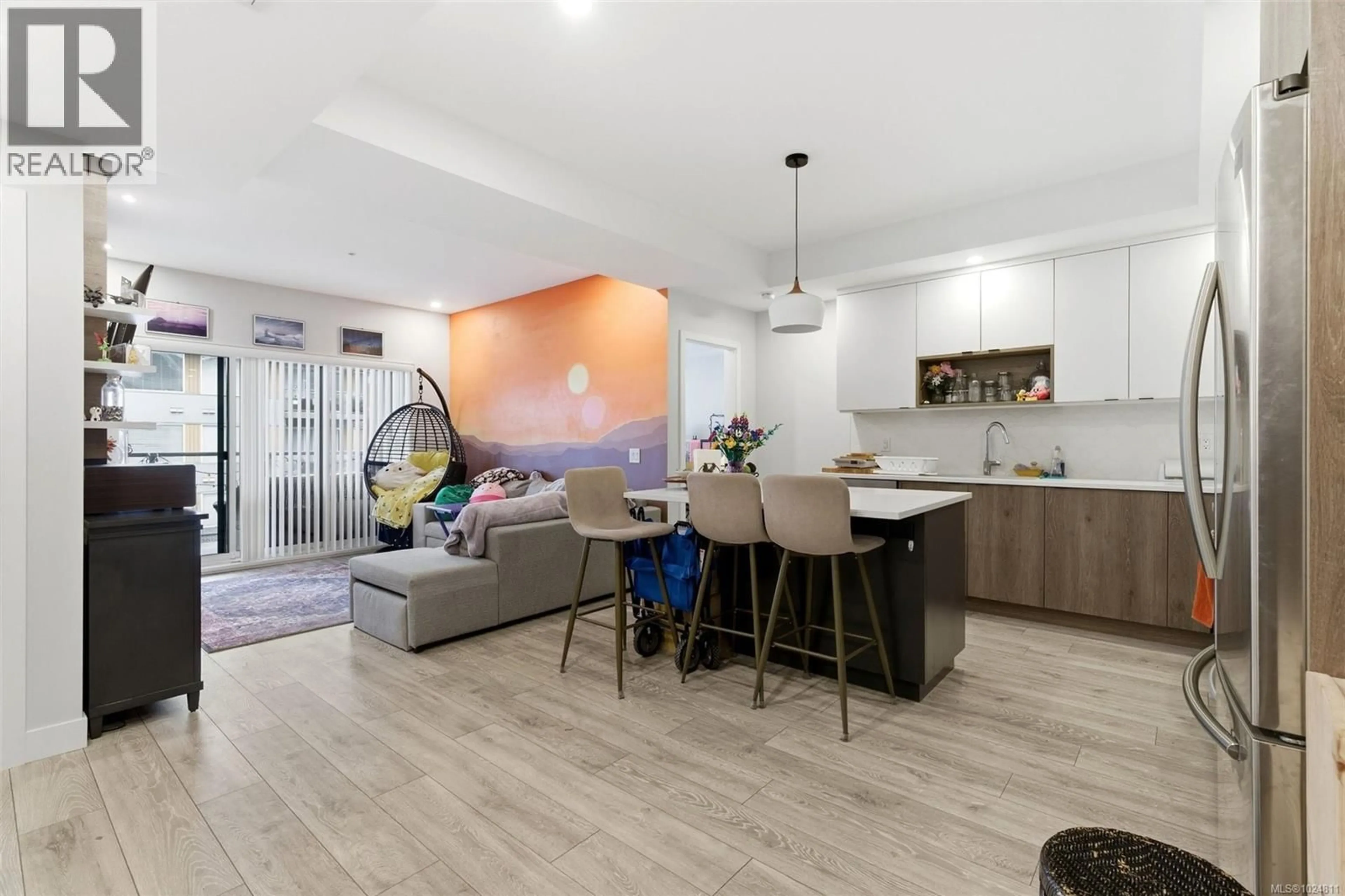 Open concept kitchen, unknown for 304 - 950 WHIRLAWAY CRESCENT, Langford British Columbia V9B6W6