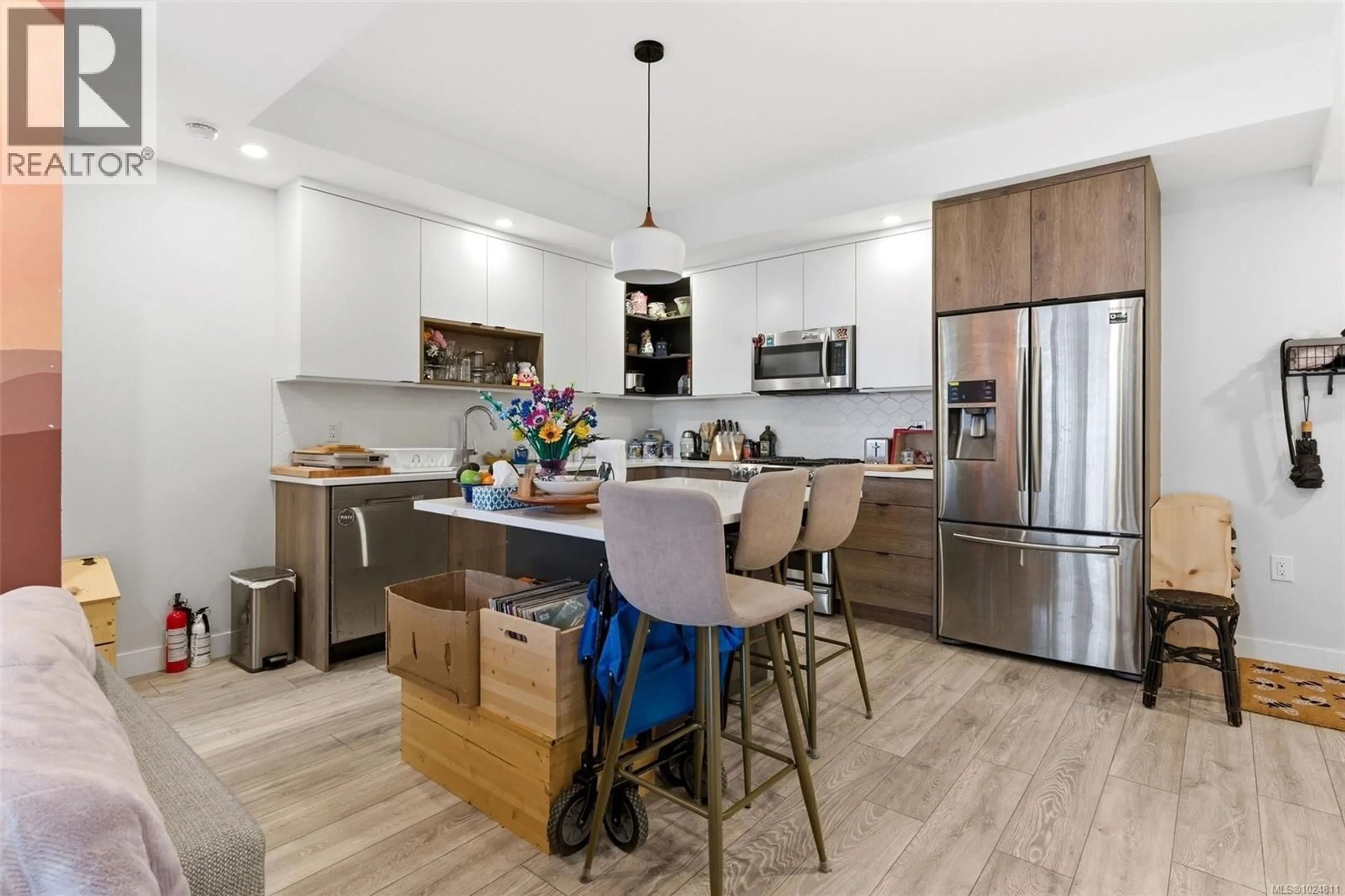 Open concept kitchen, unknown for 304 - 950 WHIRLAWAY CRESCENT, Langford British Columbia V9B6W6