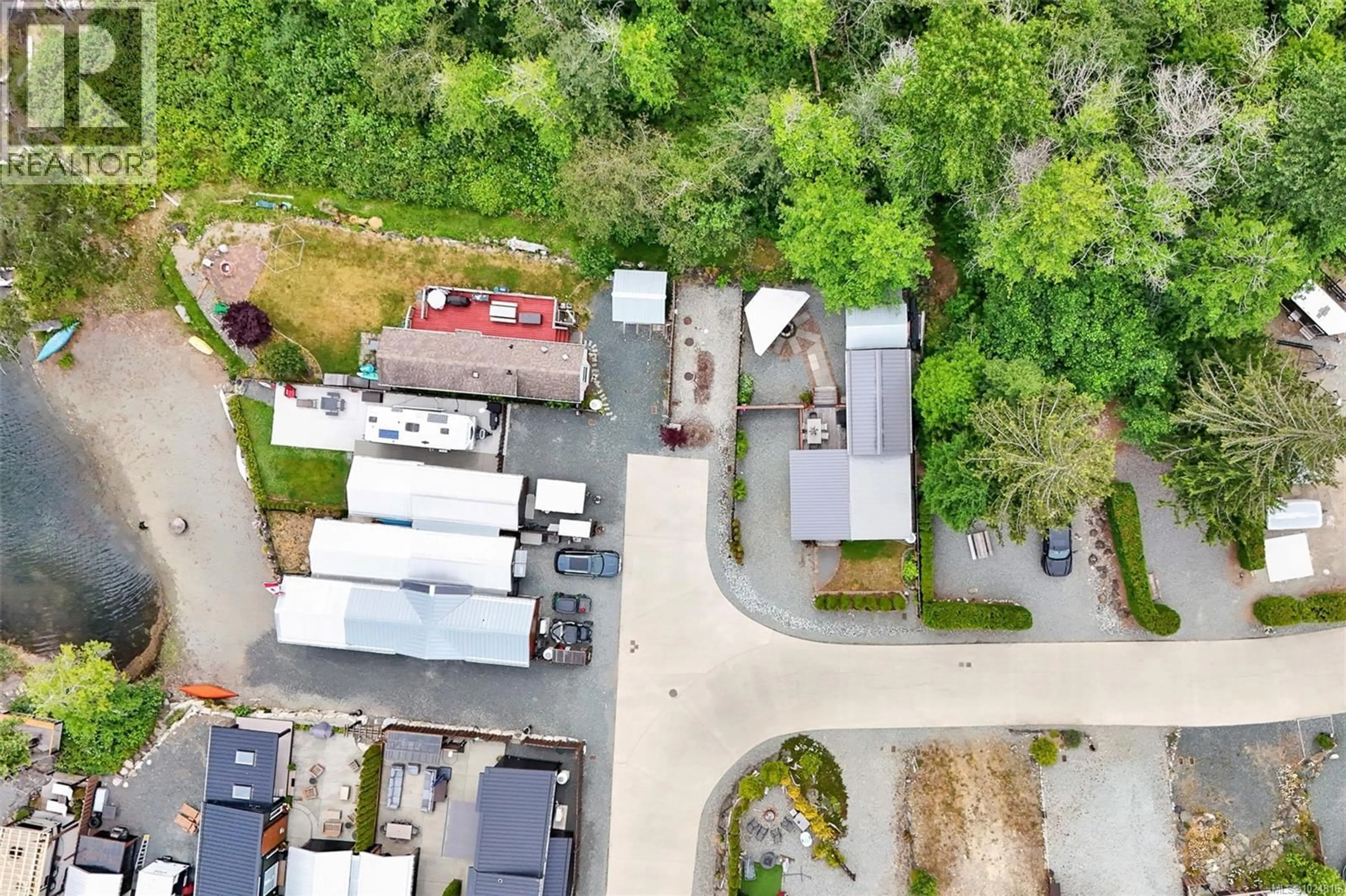 A pic from outside/outdoor area/front of a property/back of a property/a pic from drone, street for 32 - 10750 CENTRAL LAKE ROAD, Port Alberni British Columbia V9Y8Z2