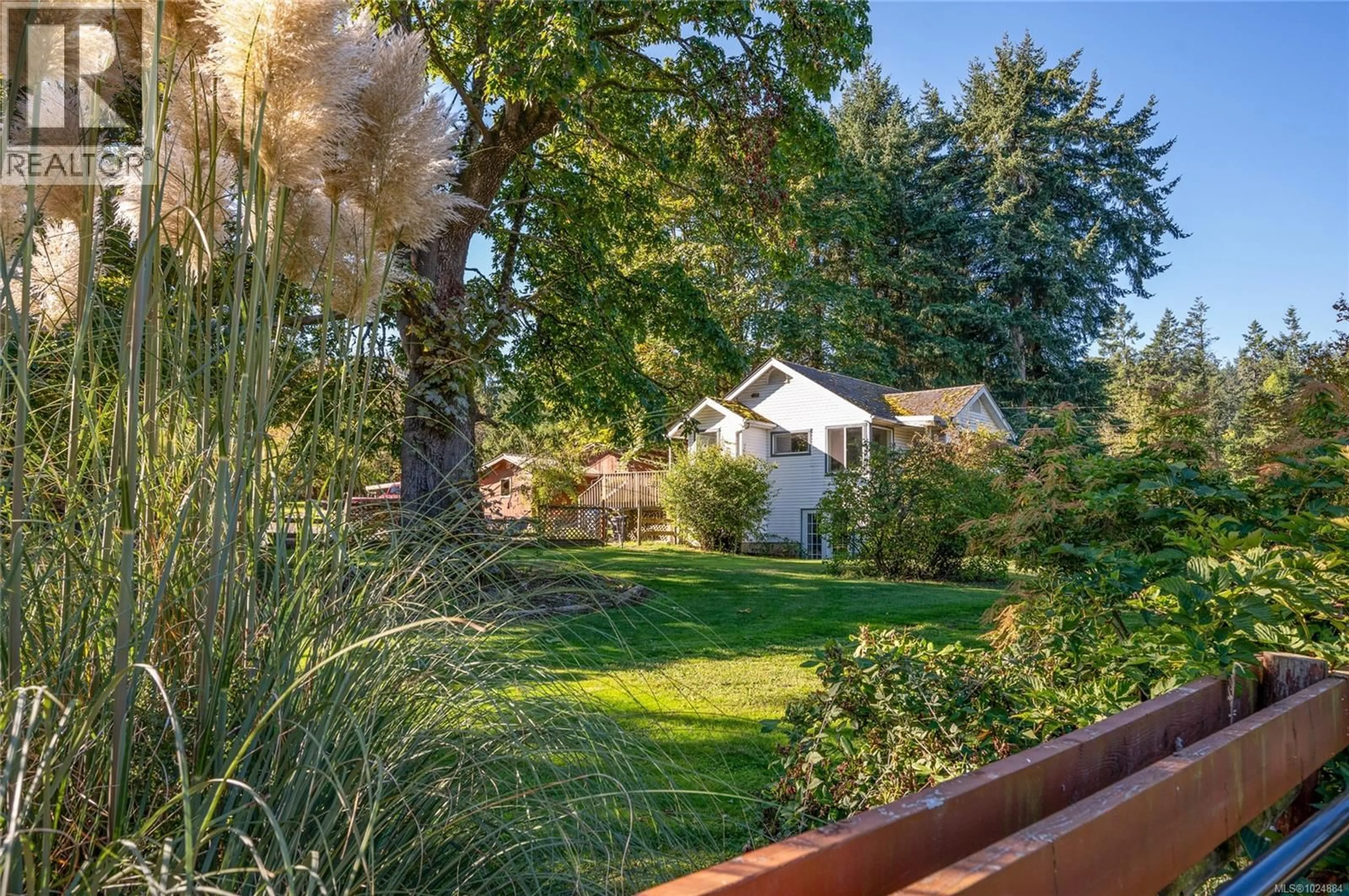 Patio, street for 7727 SUPERIOR ROAD, Lantzville British Columbia V0R2H0