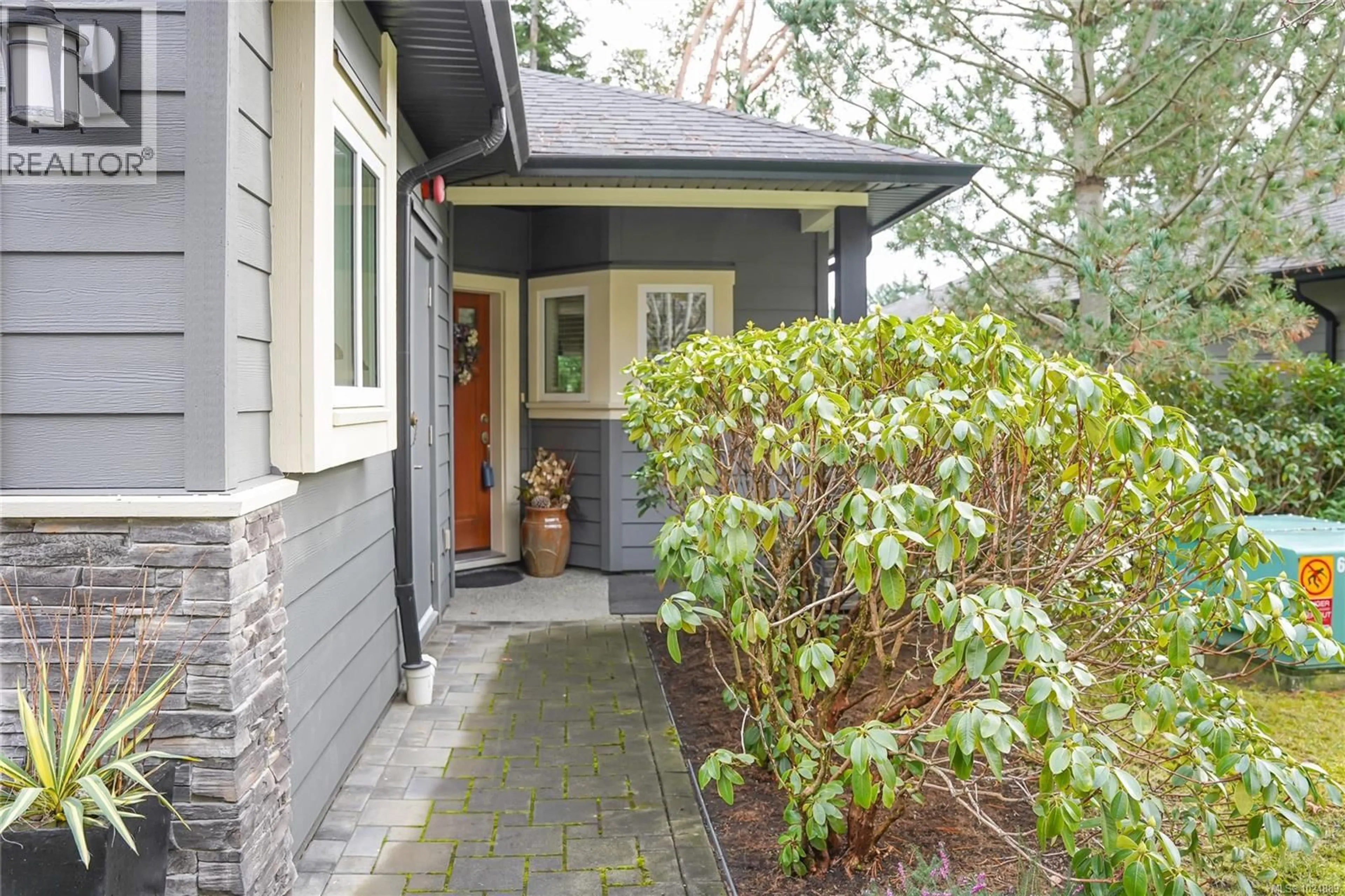 Unknown for 7 - 2319 CHILCO ROAD, View Royal British Columbia V9B6S7