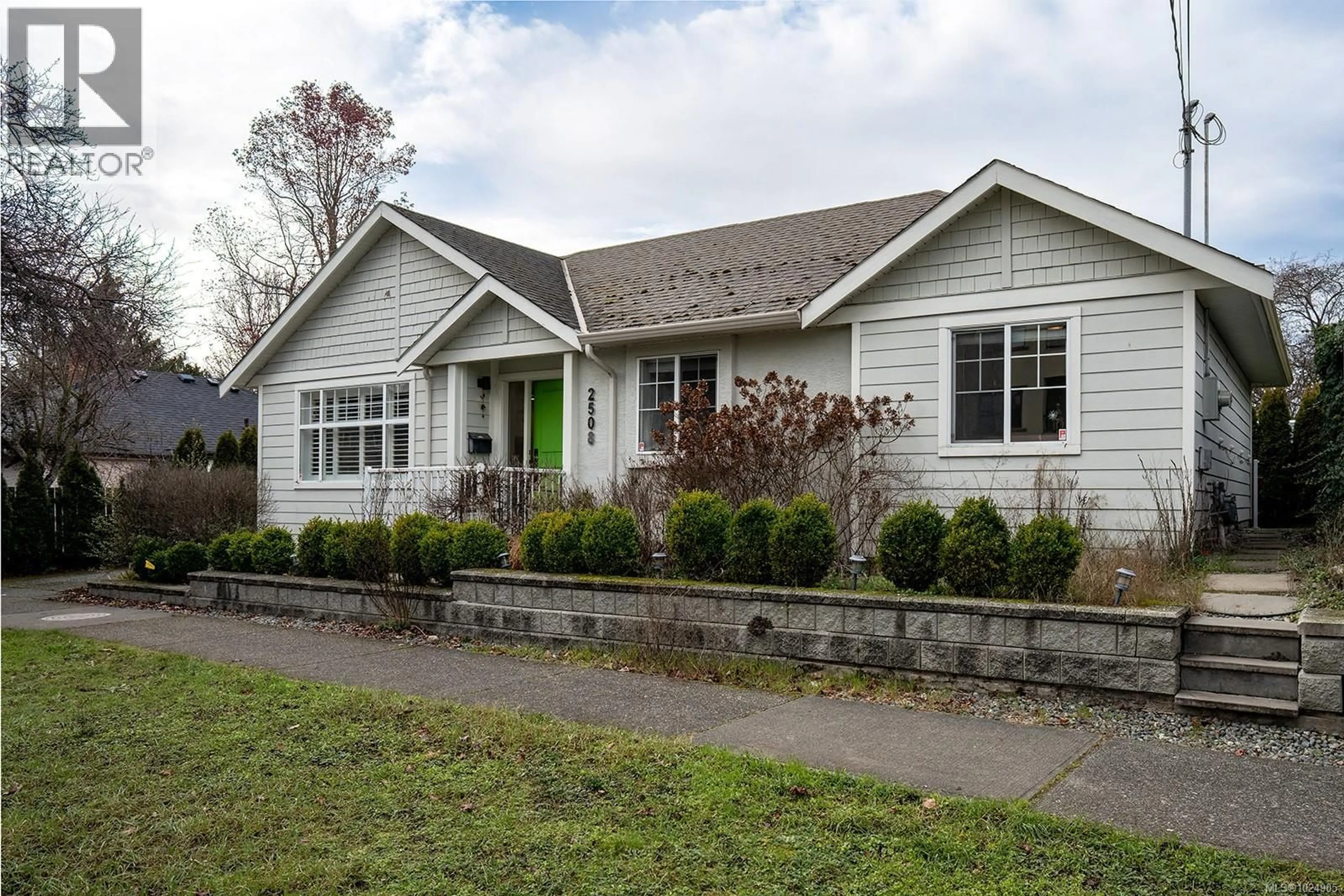 Home with vinyl exterior material, street for 2508 SHAKESPEARE STREET, Victoria British Columbia V8R4G5