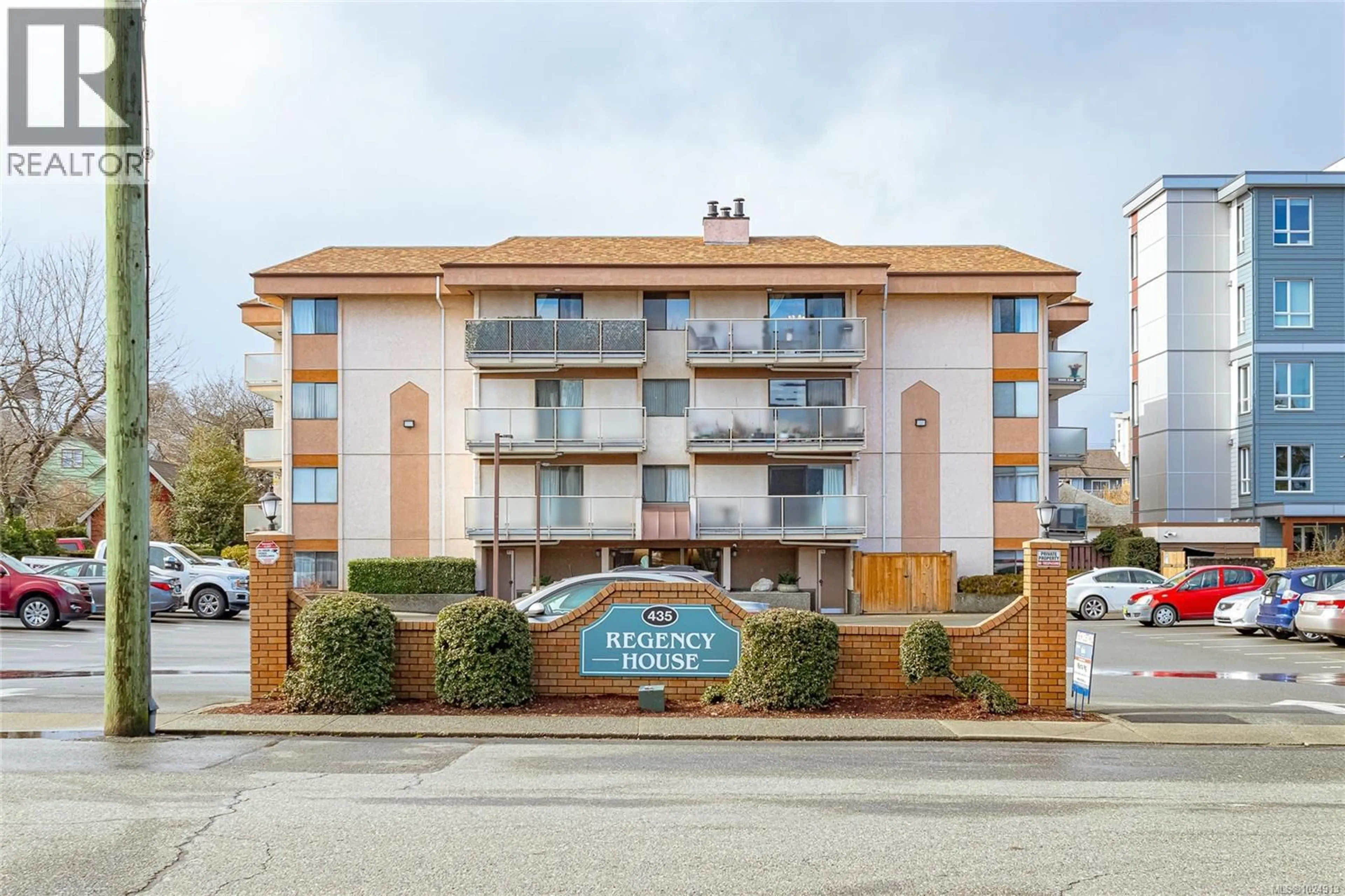 Unknown for 402 - 435 FESTUBERT STREET, Duncan British Columbia V9L3T3