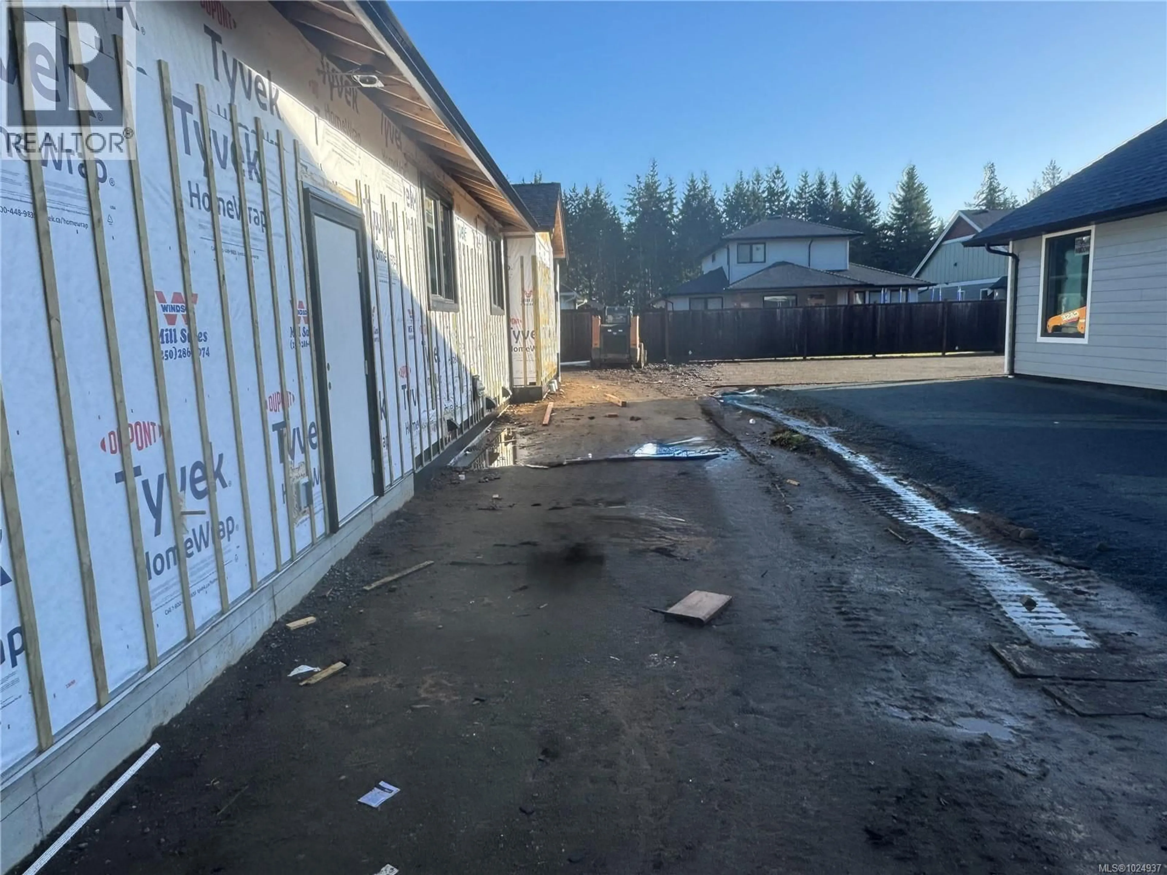 A pic of a room for 762 SITKA STREET, Campbell River British Columbia V9H0G4