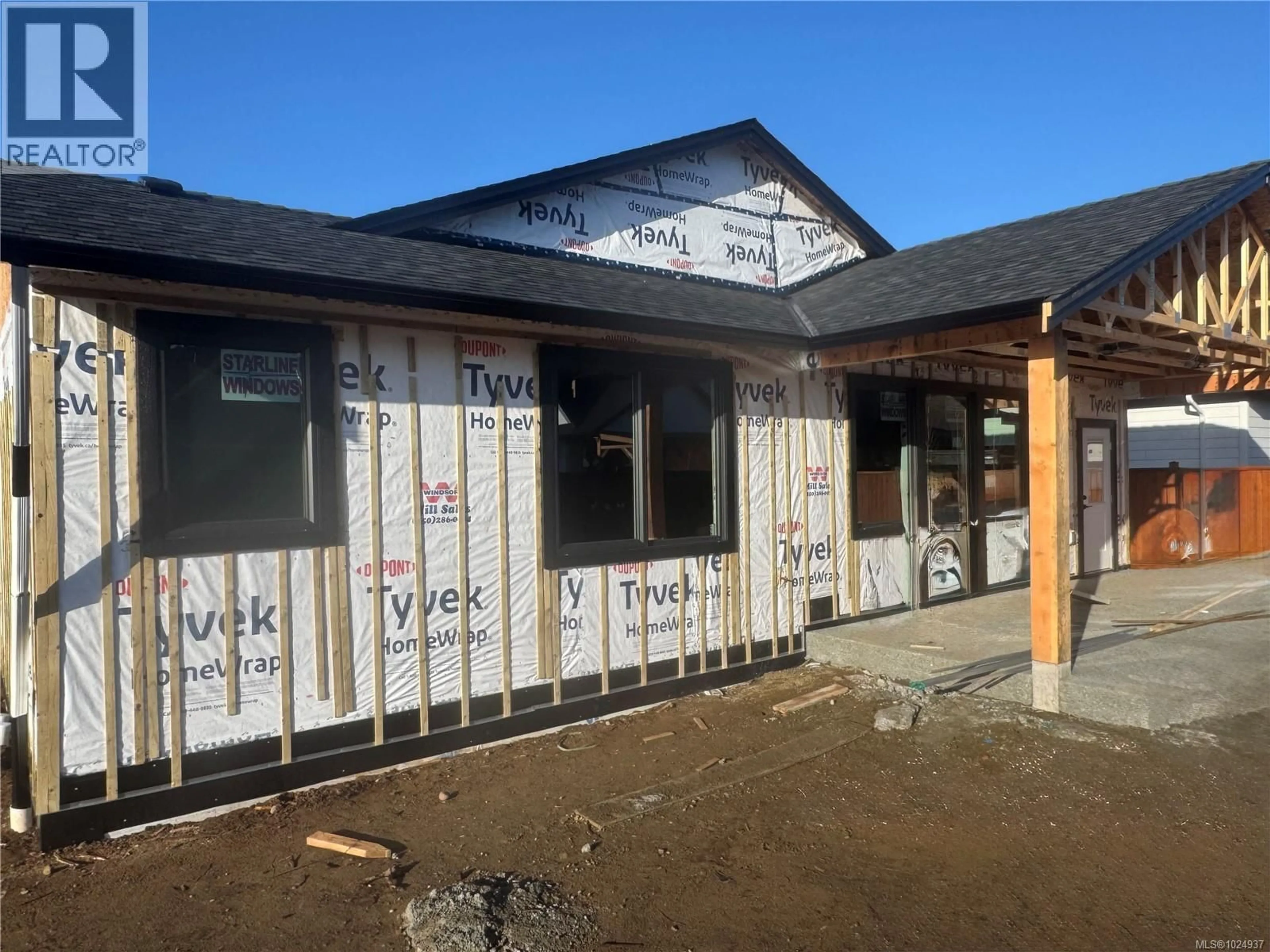 Home with vinyl exterior material, building for 762 SITKA STREET, Campbell River British Columbia V9H0G4