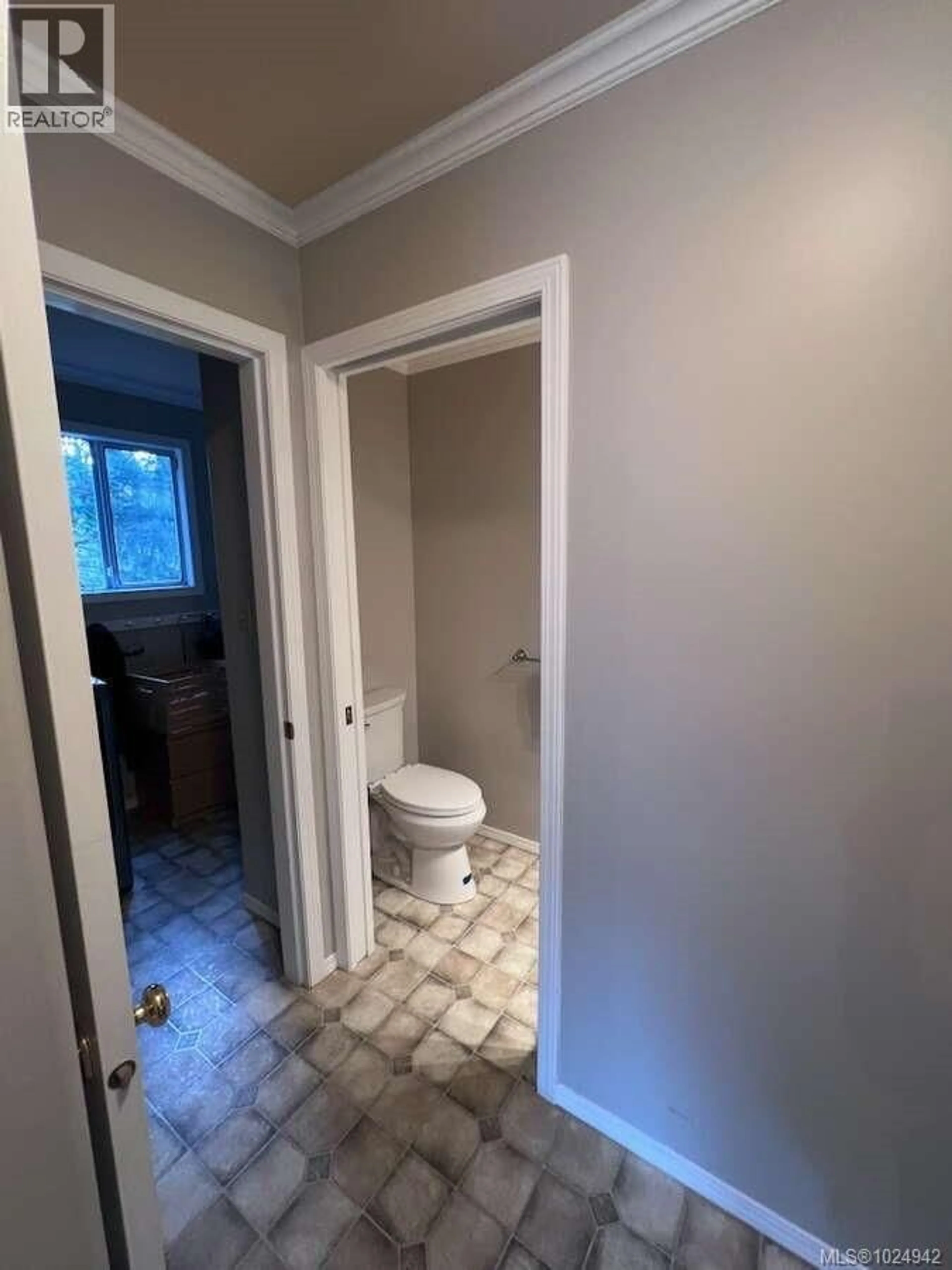 A pic of a room for 100 ELK ROAD, Lake Cowichan British Columbia V0R2G0