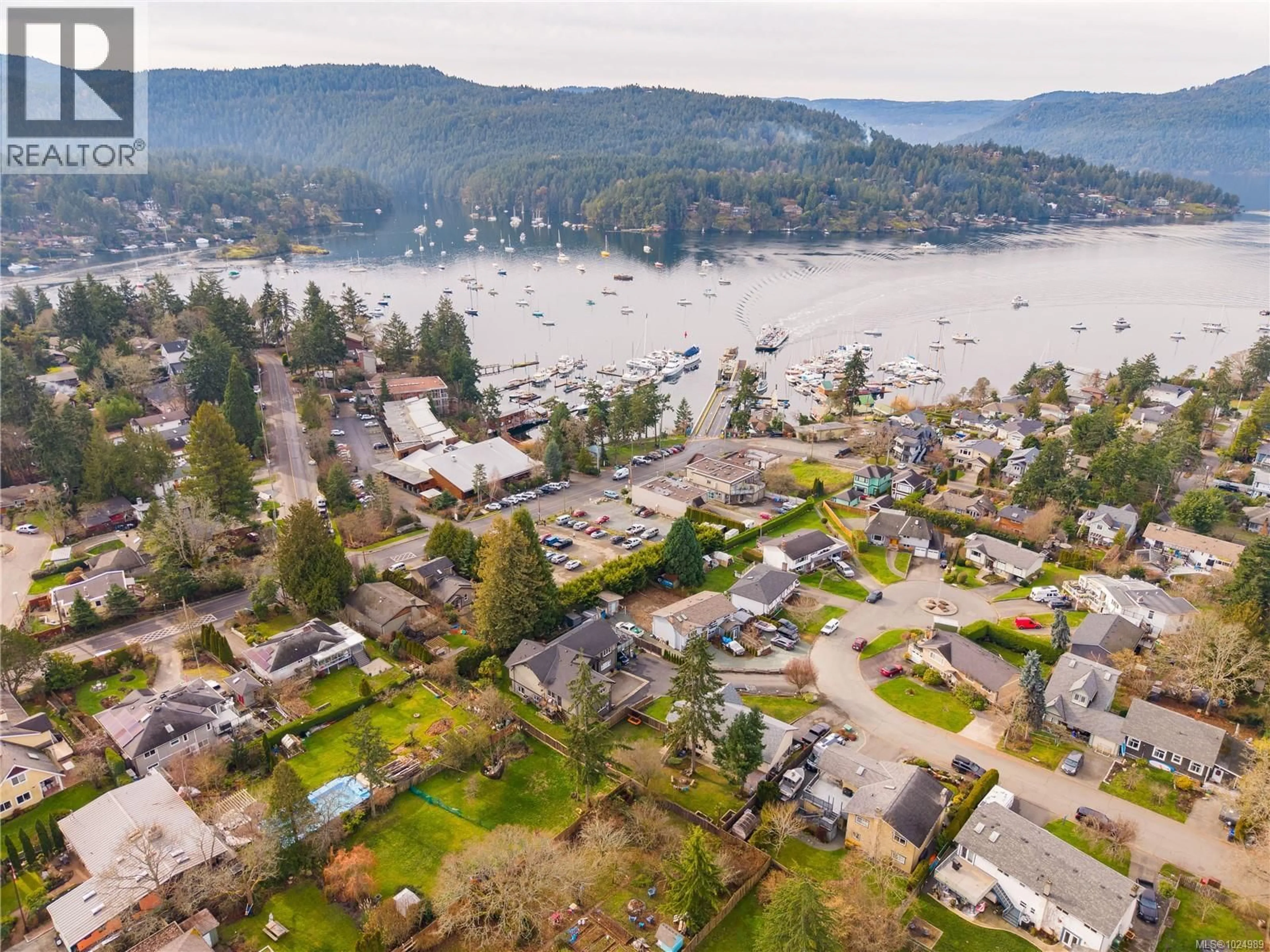 A pic from outside/outdoor area/front of a property/back of a property/a pic from drone, water/lake/river/ocean view for 7257 KRISTIN PLACE, Central Saanich British Columbia V8M1J4